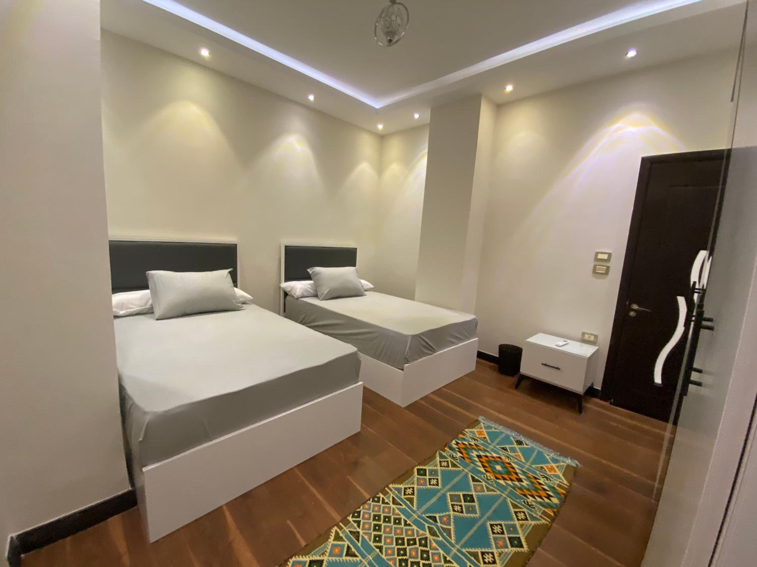 Comfy Basement Apartment with Private Patio and Garden