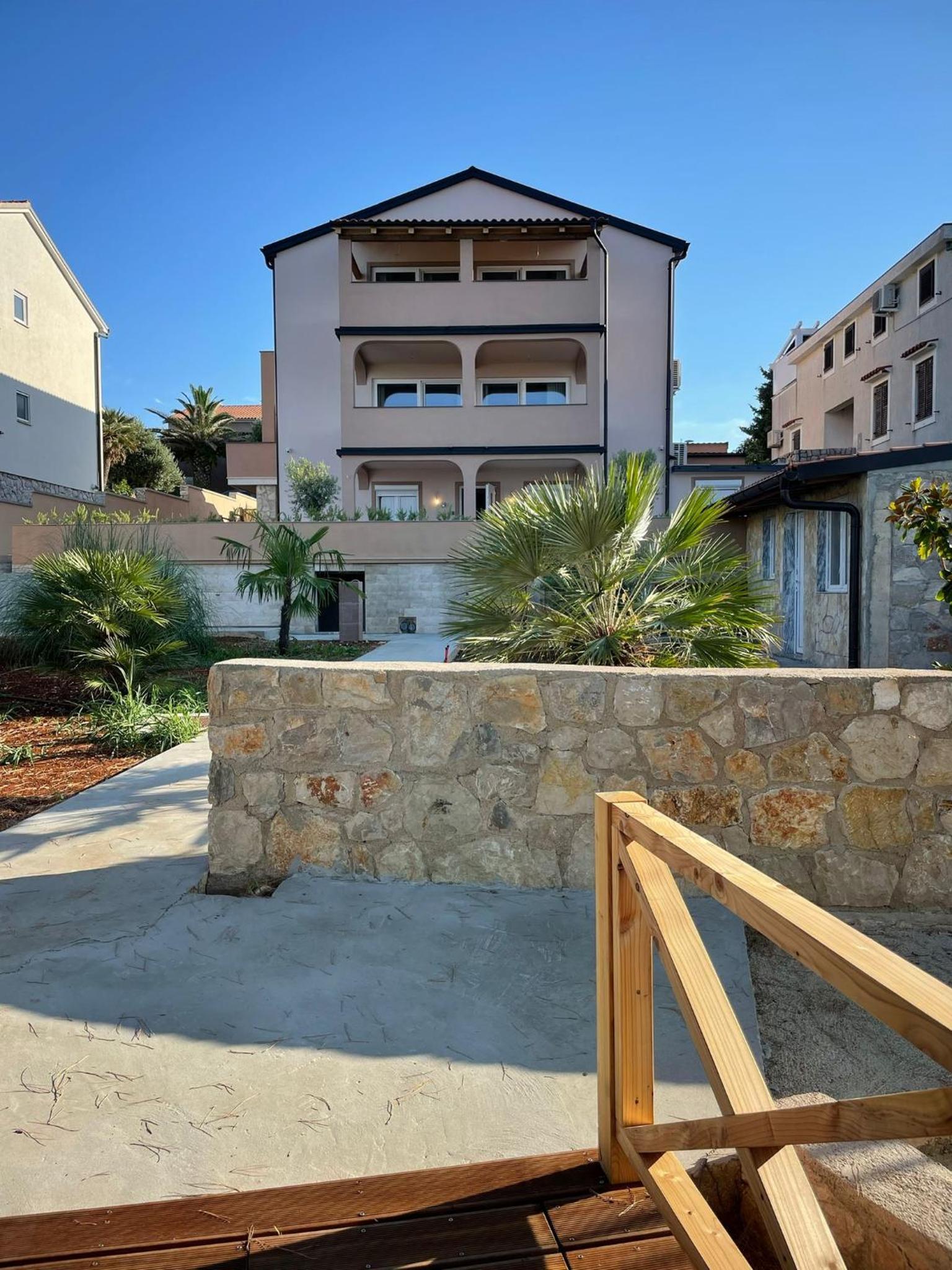 Sea Sage Suites view 4