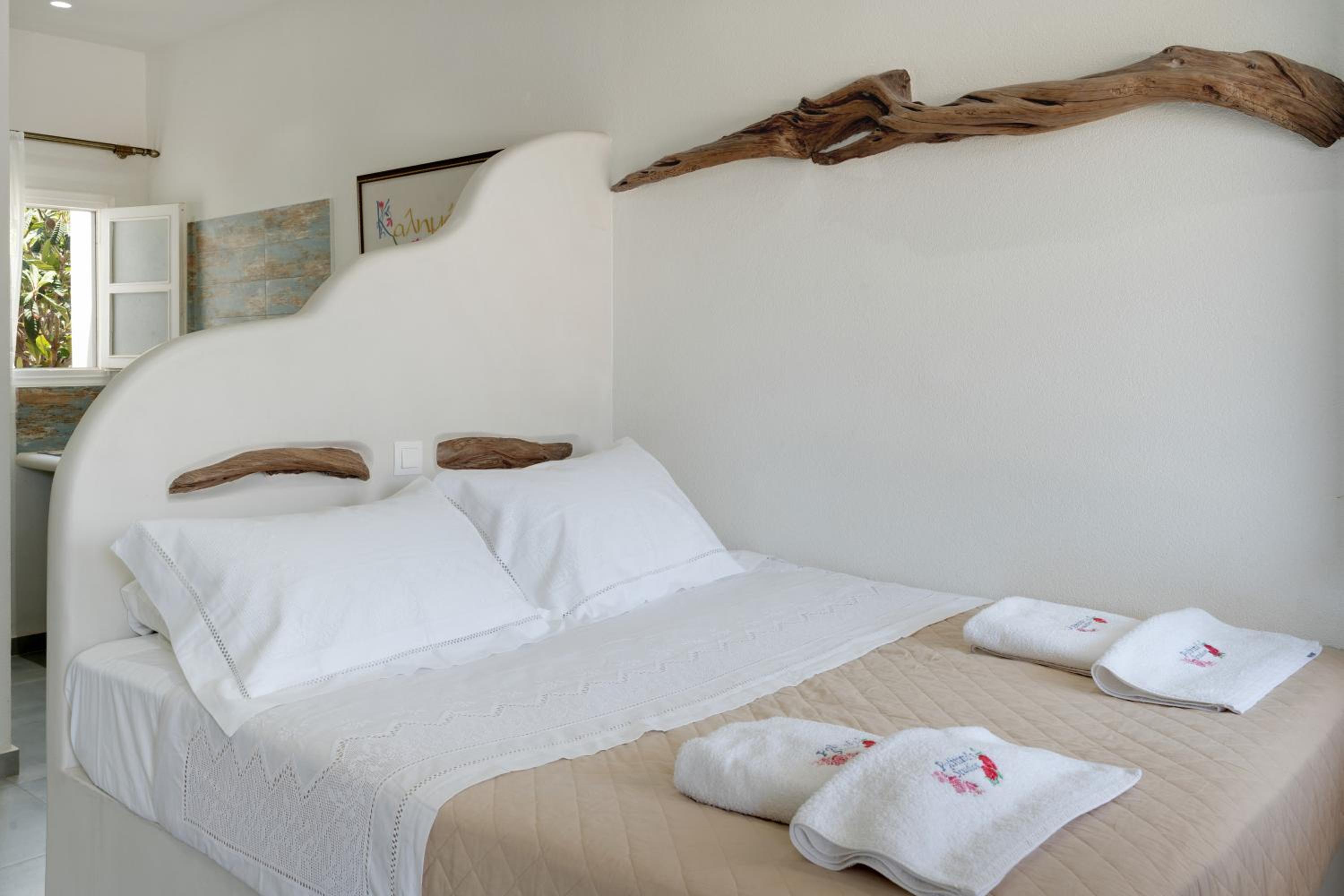 Politimis Studio N2 photo 2