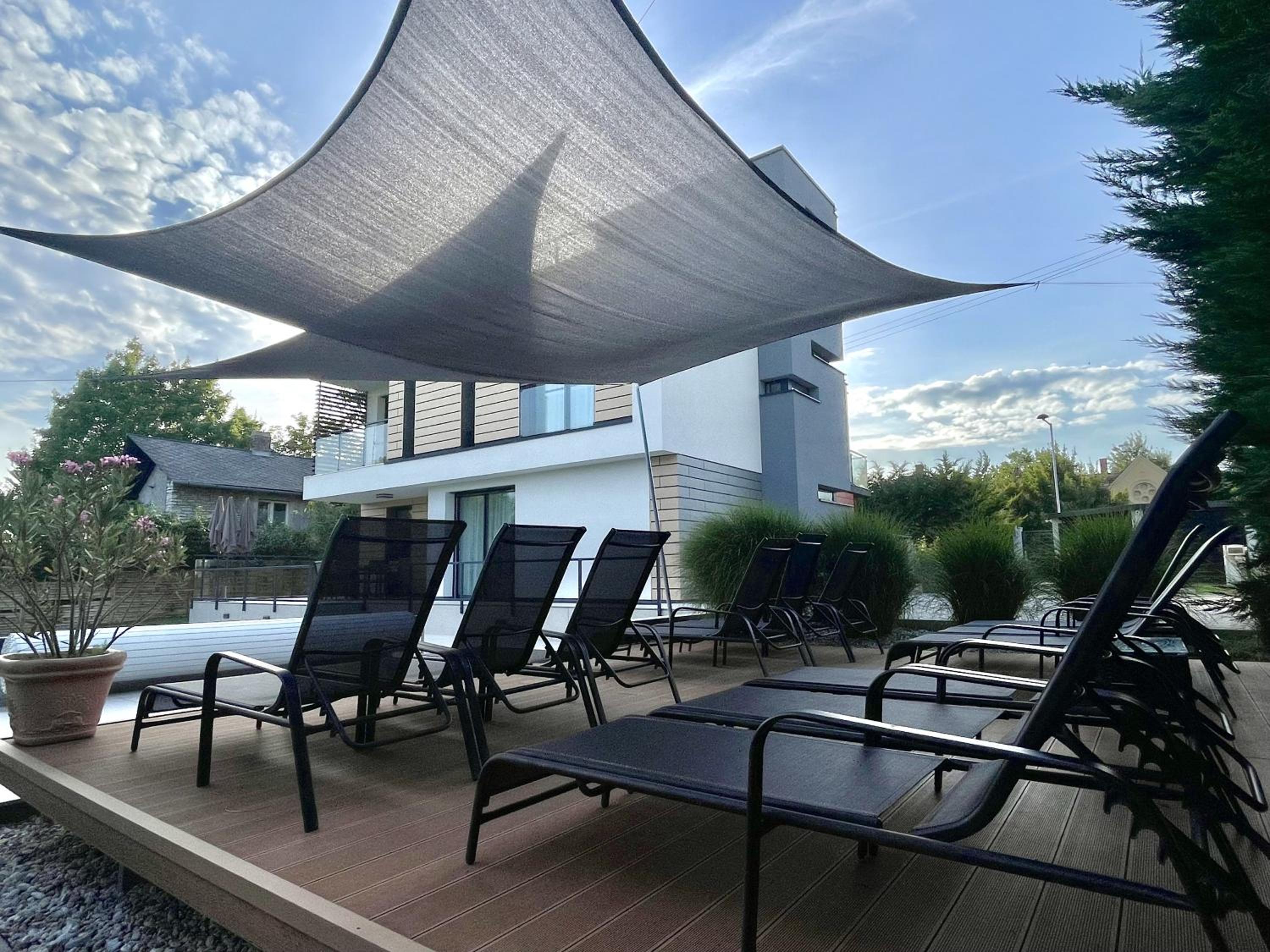 Golden Relax Apartments view 2