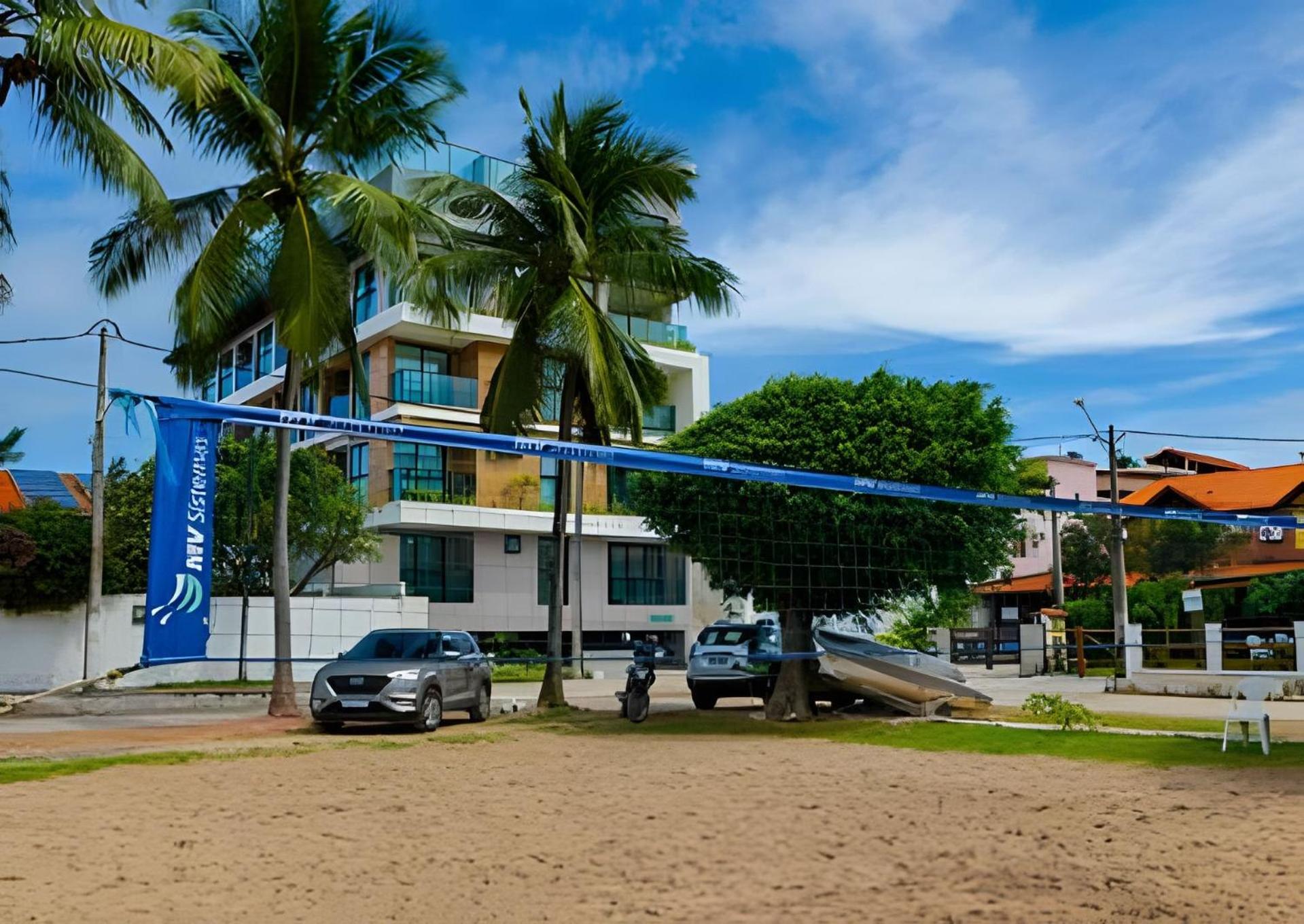 Beachfront flat at Porto de Galinhas beach, close to the natural pools.