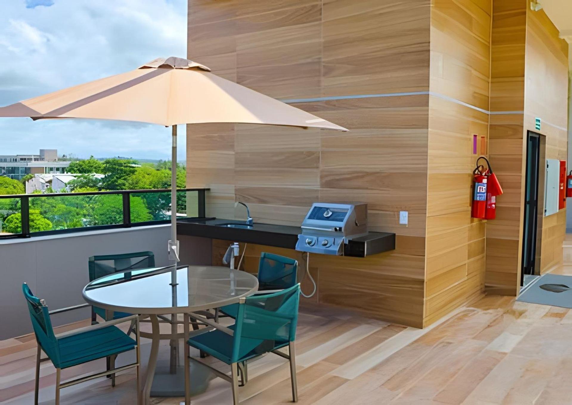 Beachfront flat at Porto de Galinhas beach, close to the natural pools.