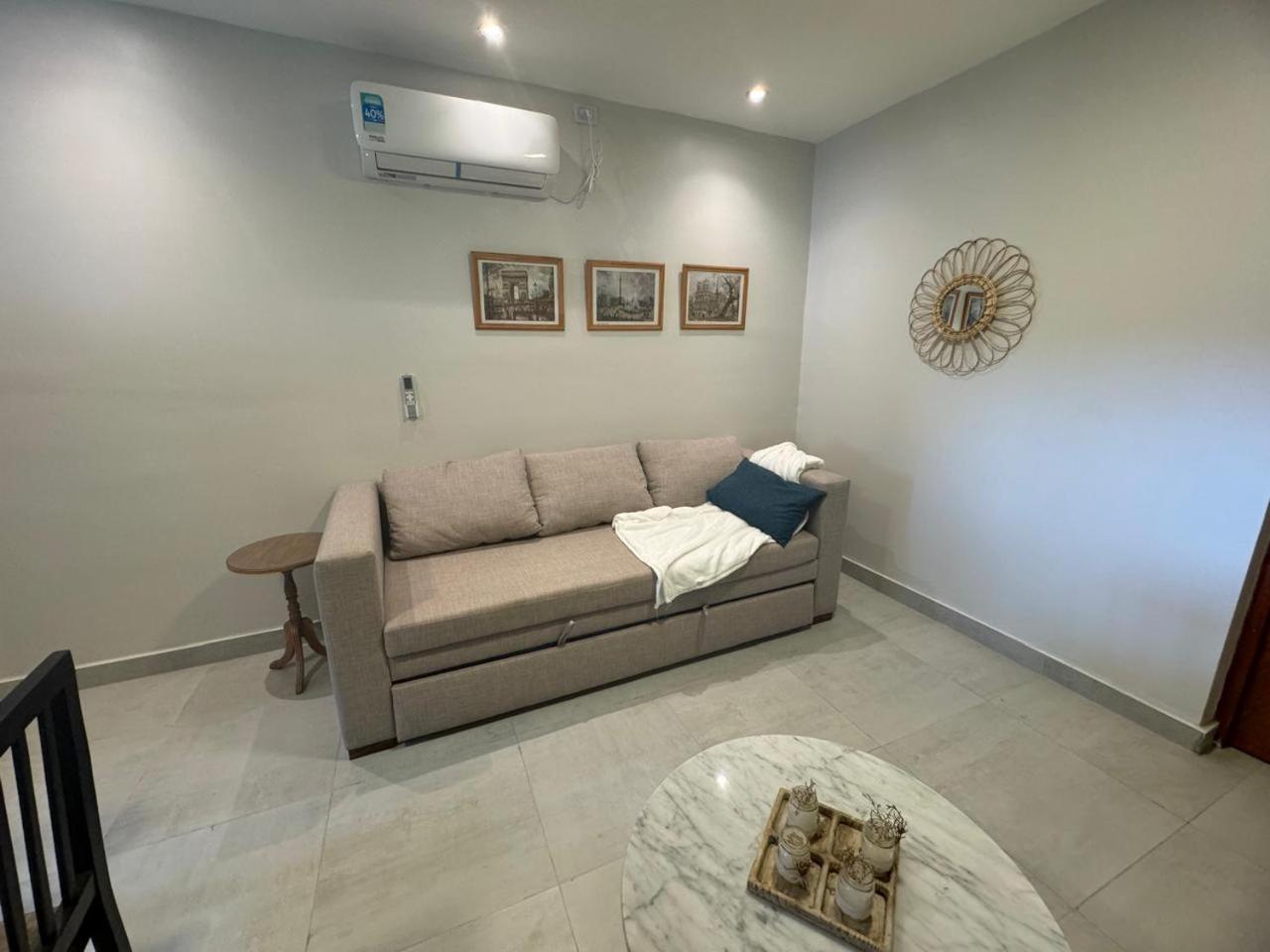 Apartamento mate de Luna en Zona residencial