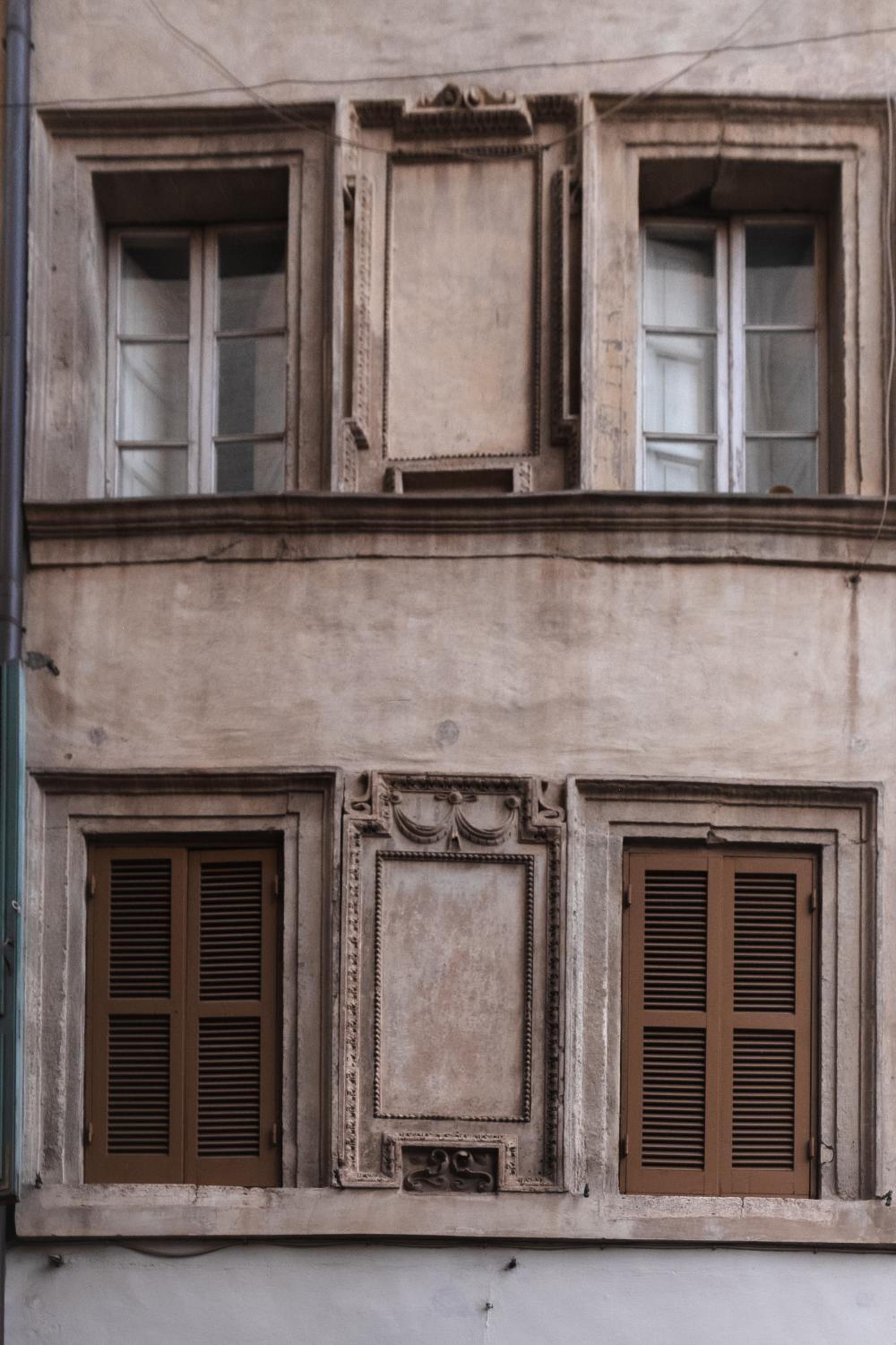 Modern pied a terre near Piazza Navona