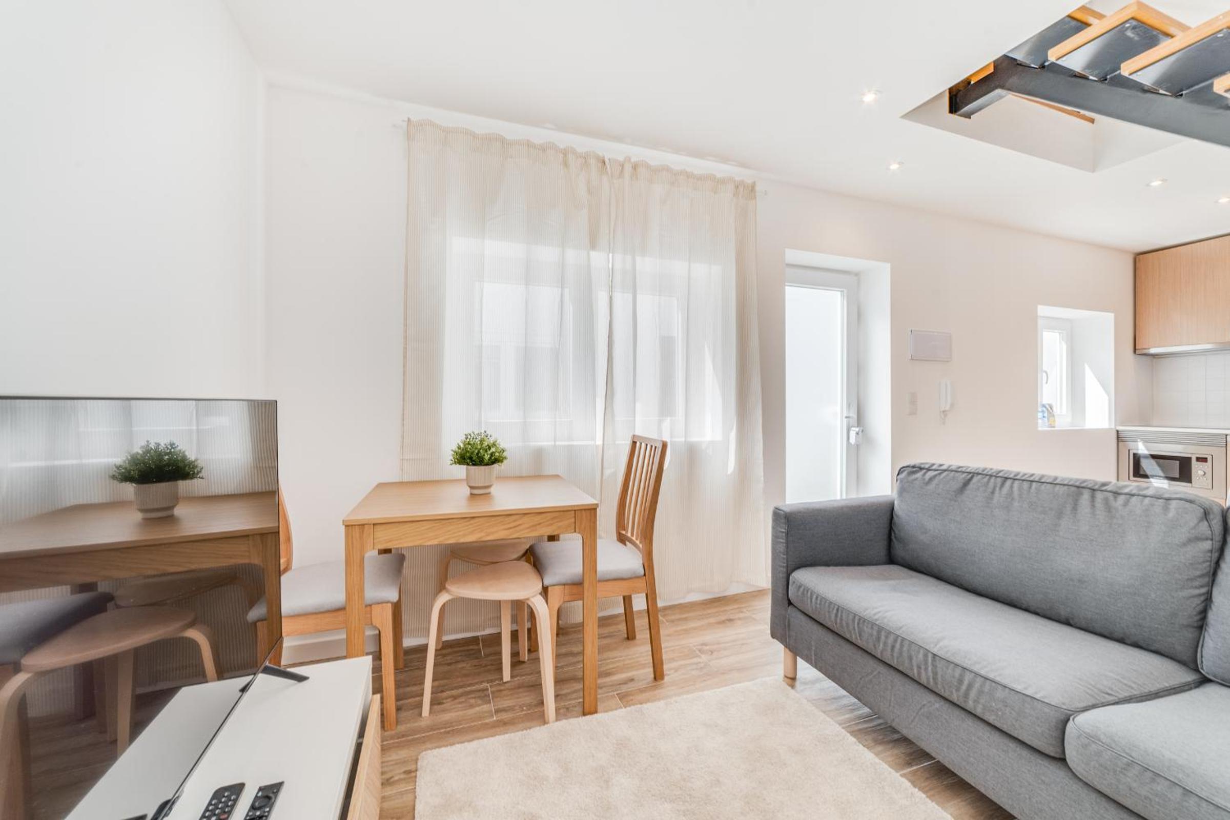 Campolide Duplex Apartments photo 4