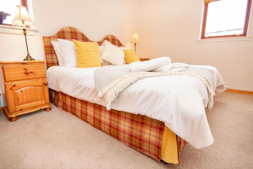 Grieves Cottage, near Dornoch view 5