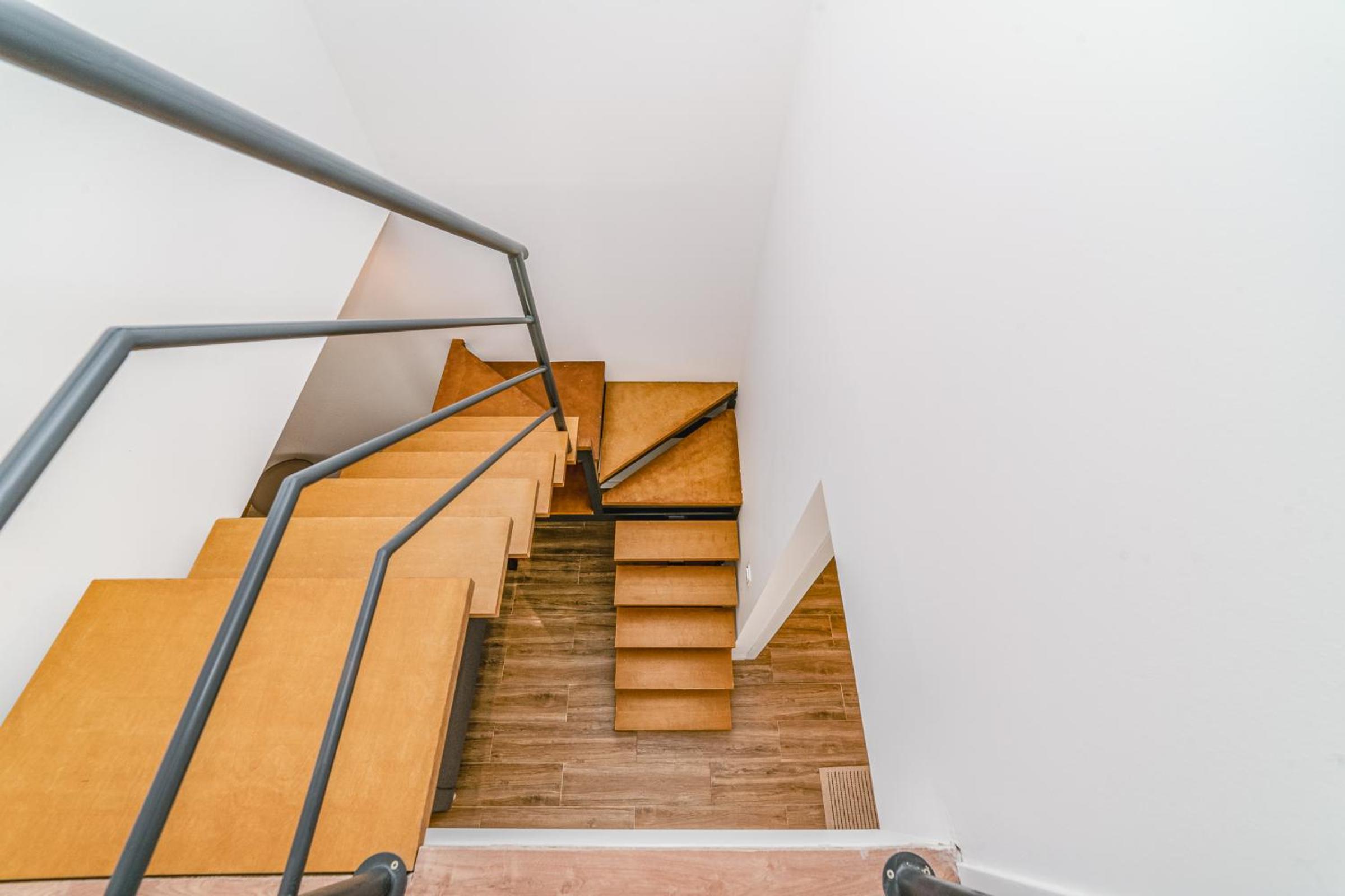 Campolide Duplex Apartments