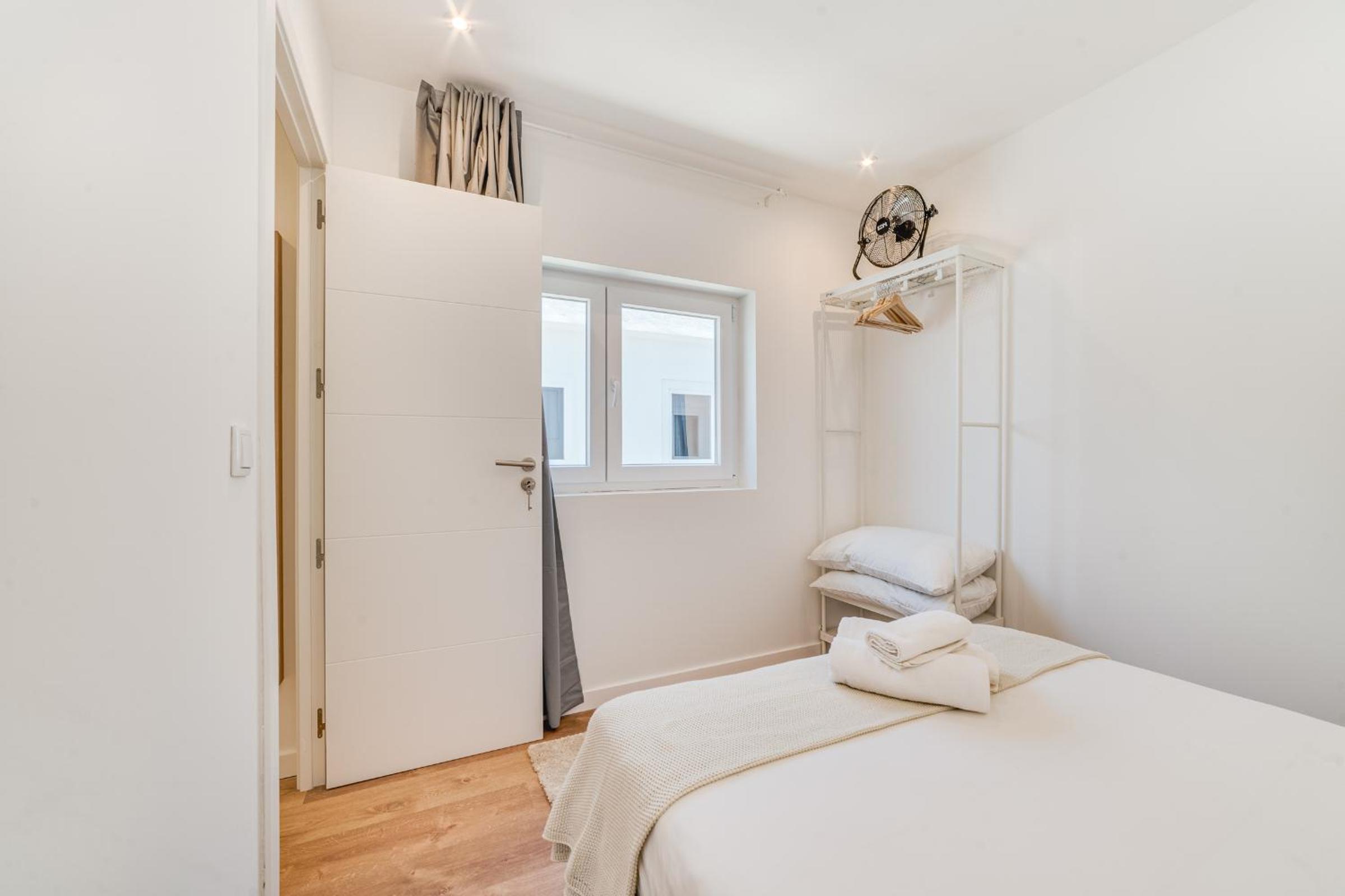 Campolide Duplex Apartments