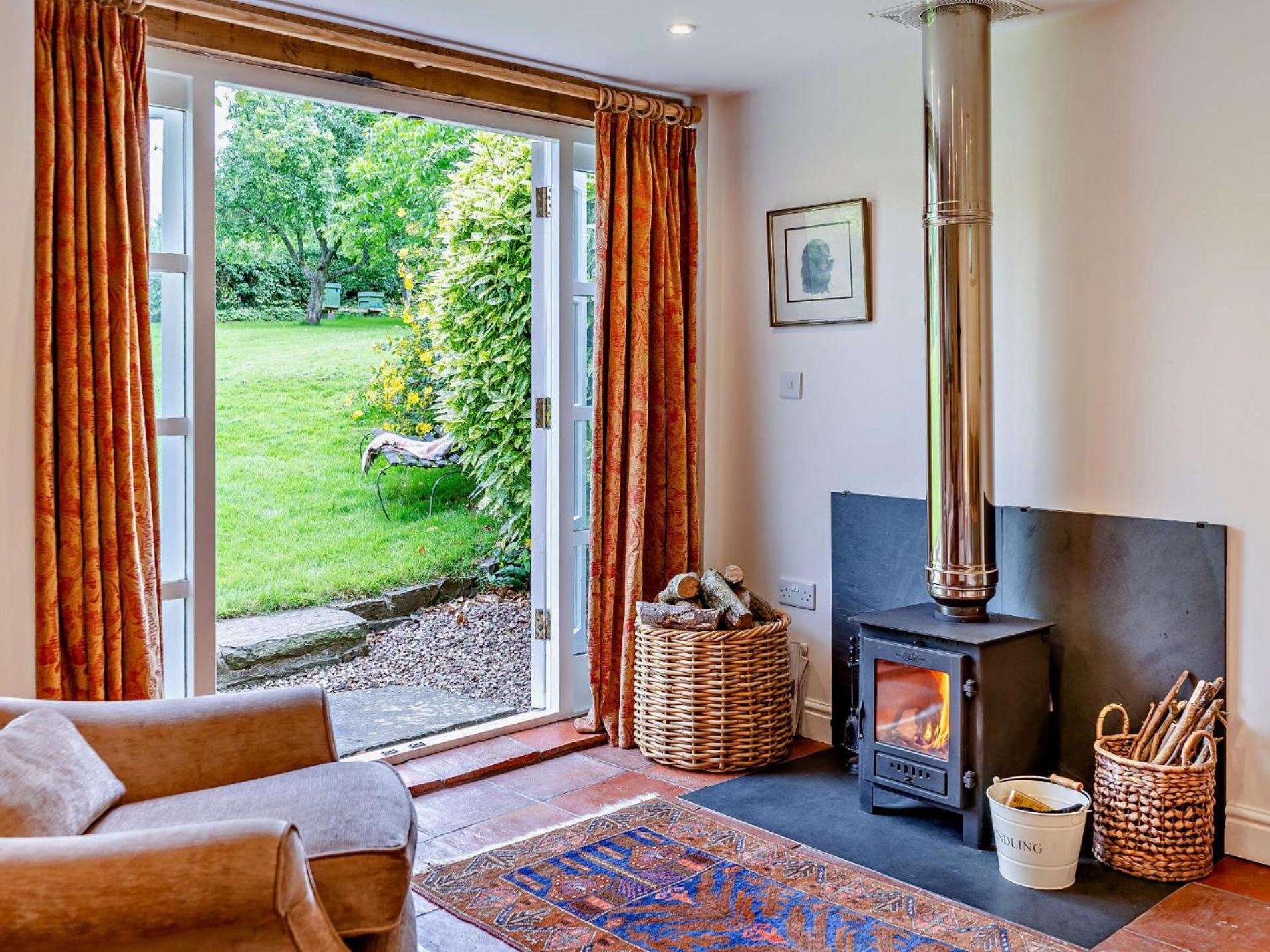 1 Bed in Brecon oc-bn157 view 3
