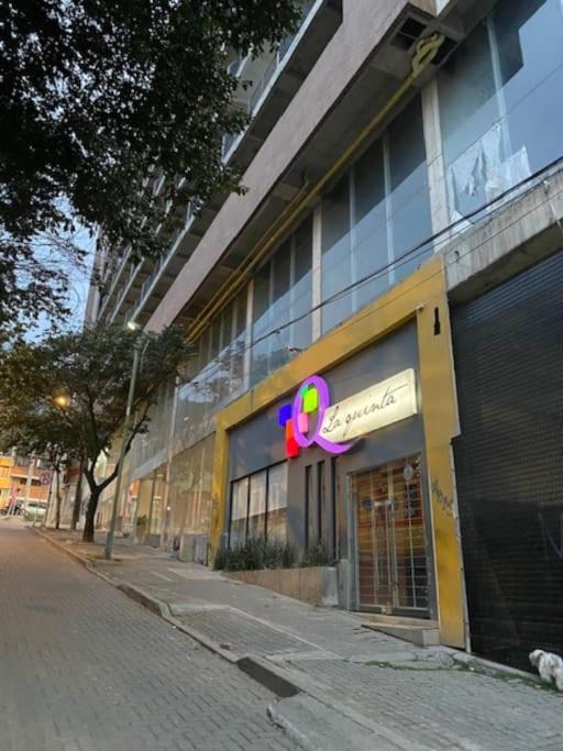 Loft vibrante en Centro Internacional