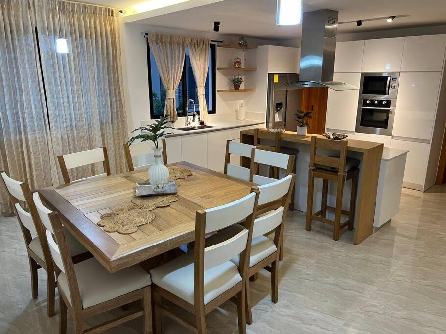 Spacious luxury apartment