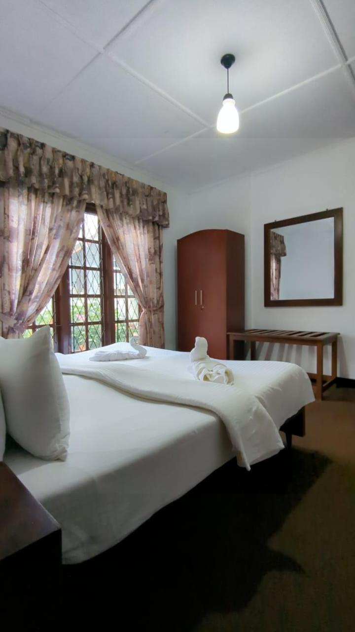 Silver Rose Holiday Home view 5