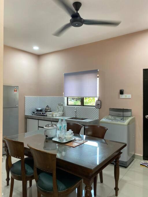 Homestay73 - Parit Raja photo 5