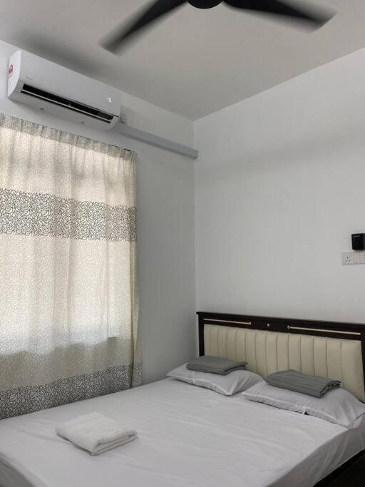 Homestay73 - Parit Raja photo 6