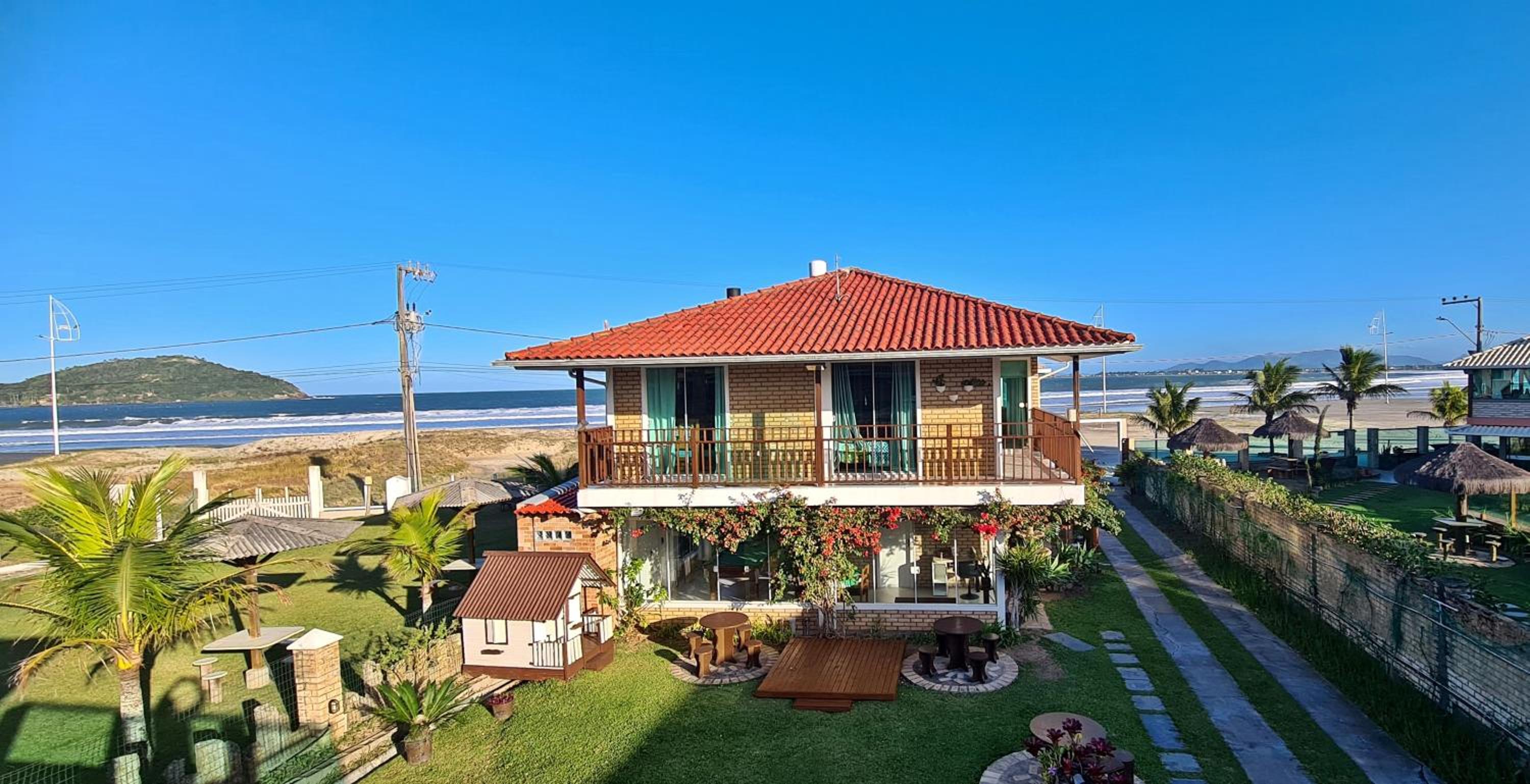 Pousada Recanto Edênico - à beira mar da Praia Ponta do Papagaio, Palhoça SC
