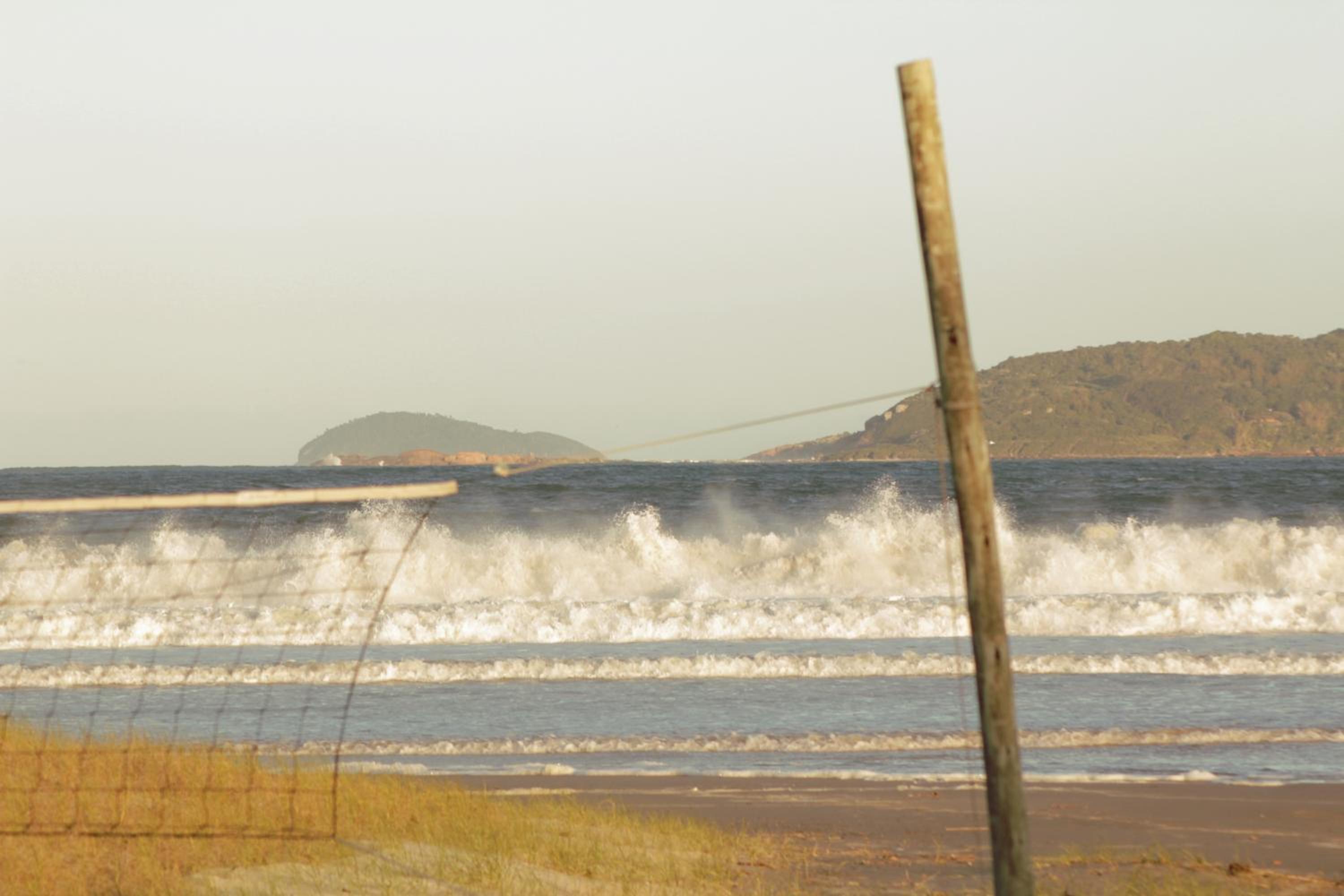 Pousada Recanto Edênico - à beira mar da Praia Ponta do Papagaio, Palhoça SC