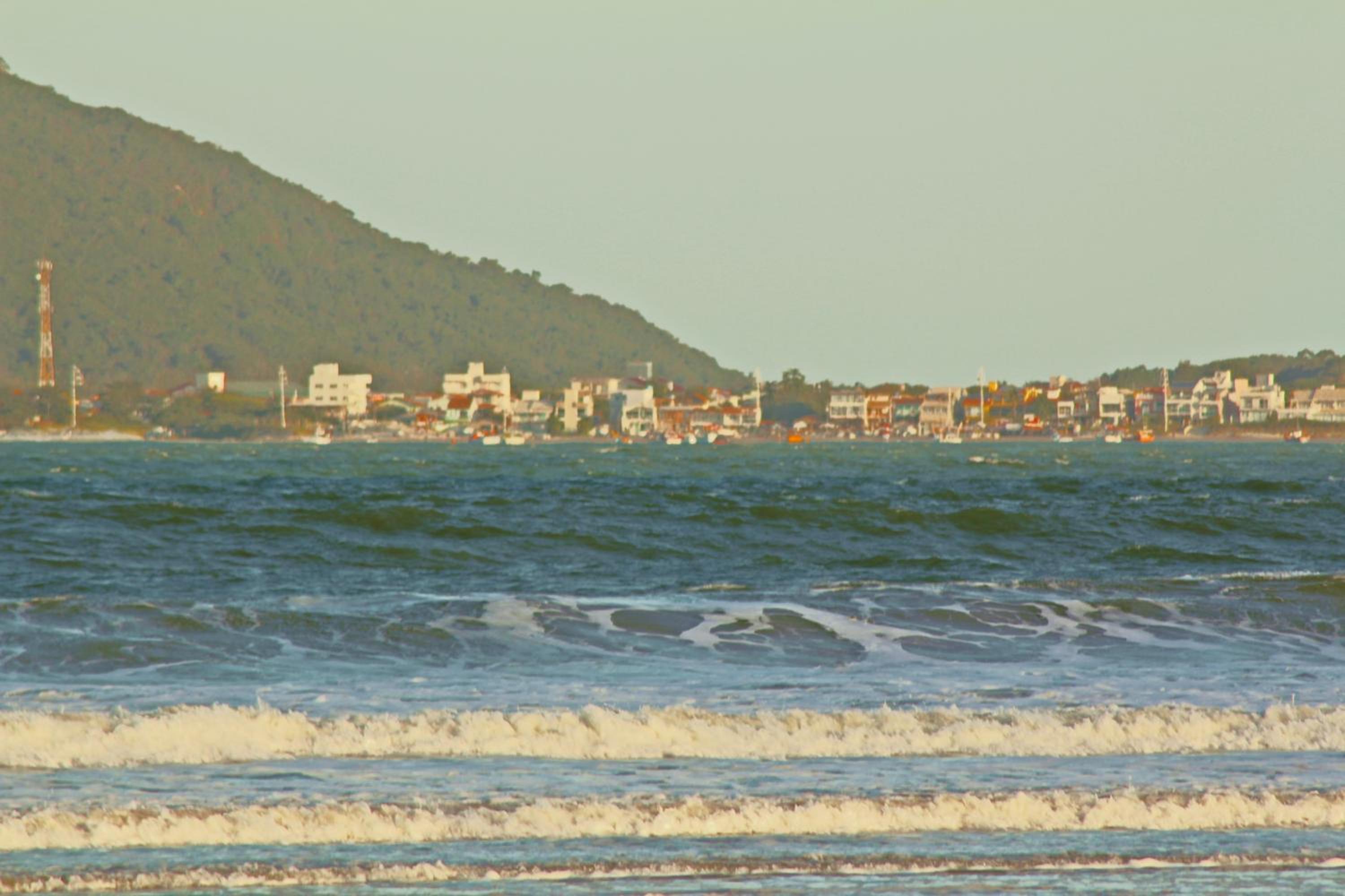 Pousada Recanto Edênico - à beira mar da Praia Ponta do Papagaio, Palhoça SC