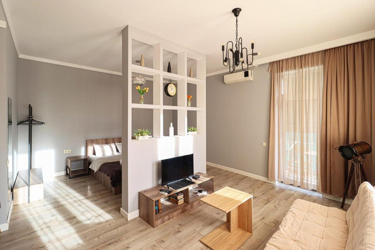 Mini Apartment near Fabrika view 3