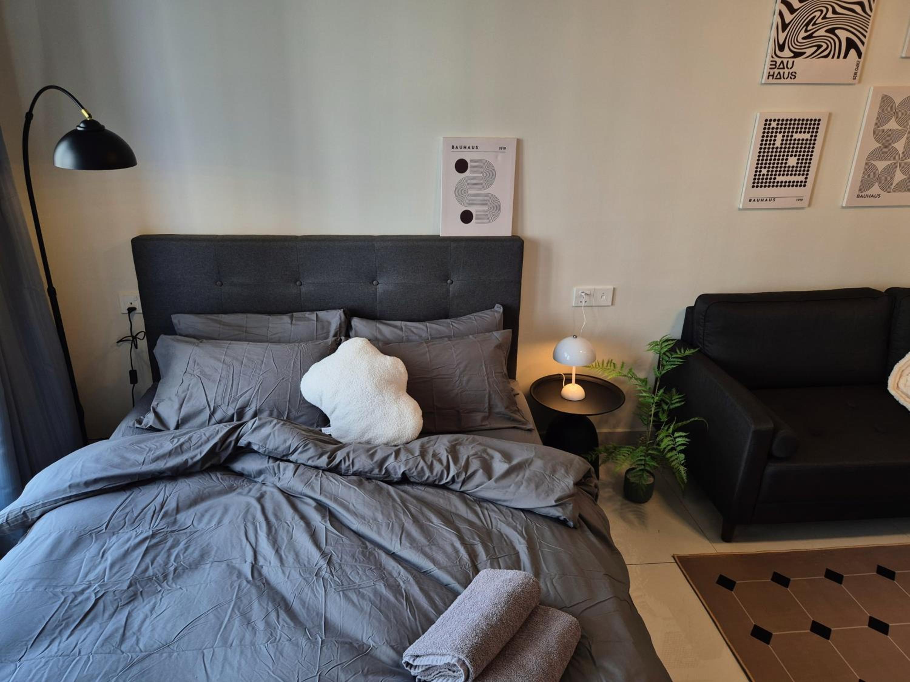 Central Park Cozy Garden View Studio for 3 pax