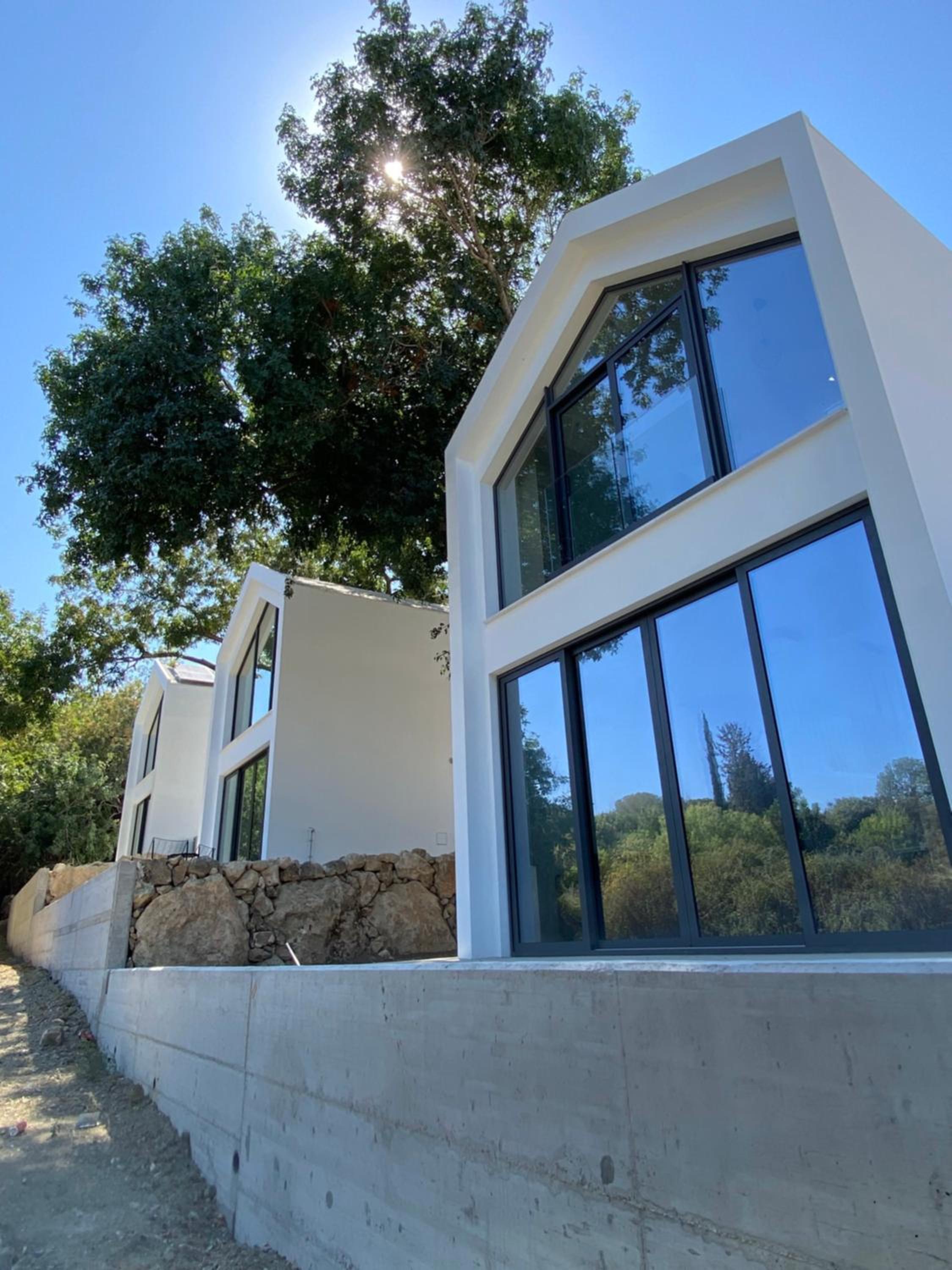 Tremythia Homes - Deluxe loft and 2-bed houses