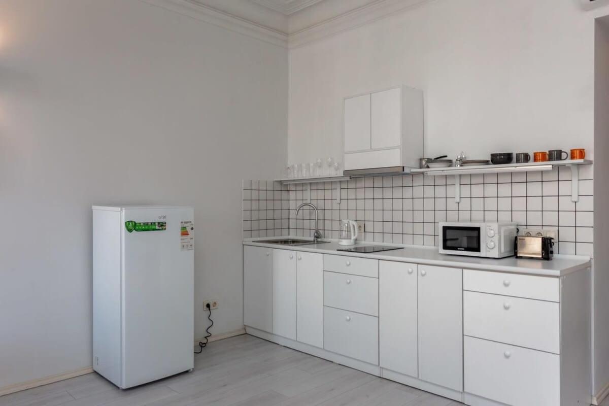 Super Stylish and Spacious 3 Seperated Apartments For 6 people view 4