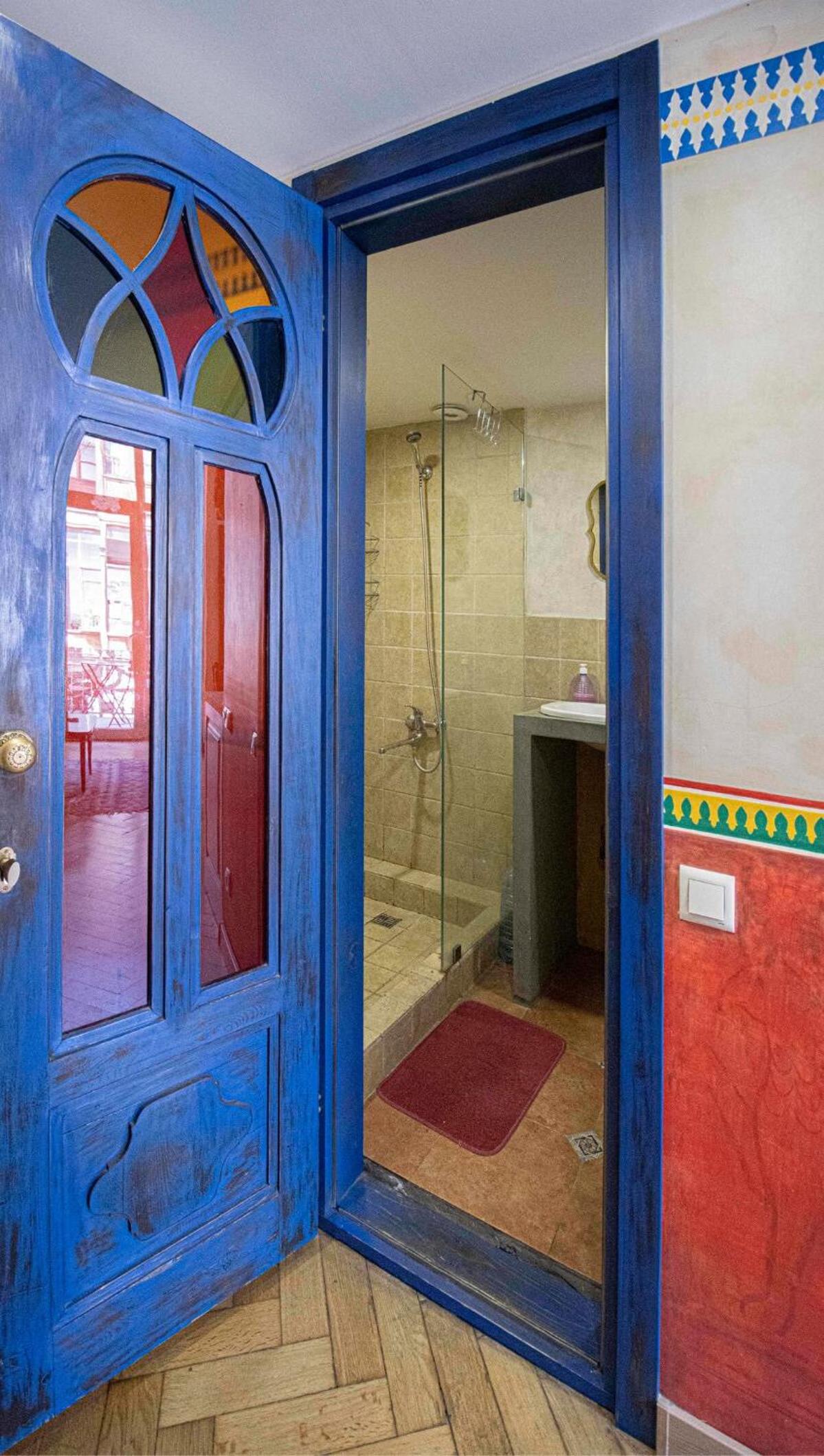 Central Tbilisi Modern 1BR Apt - By Wehost view 3