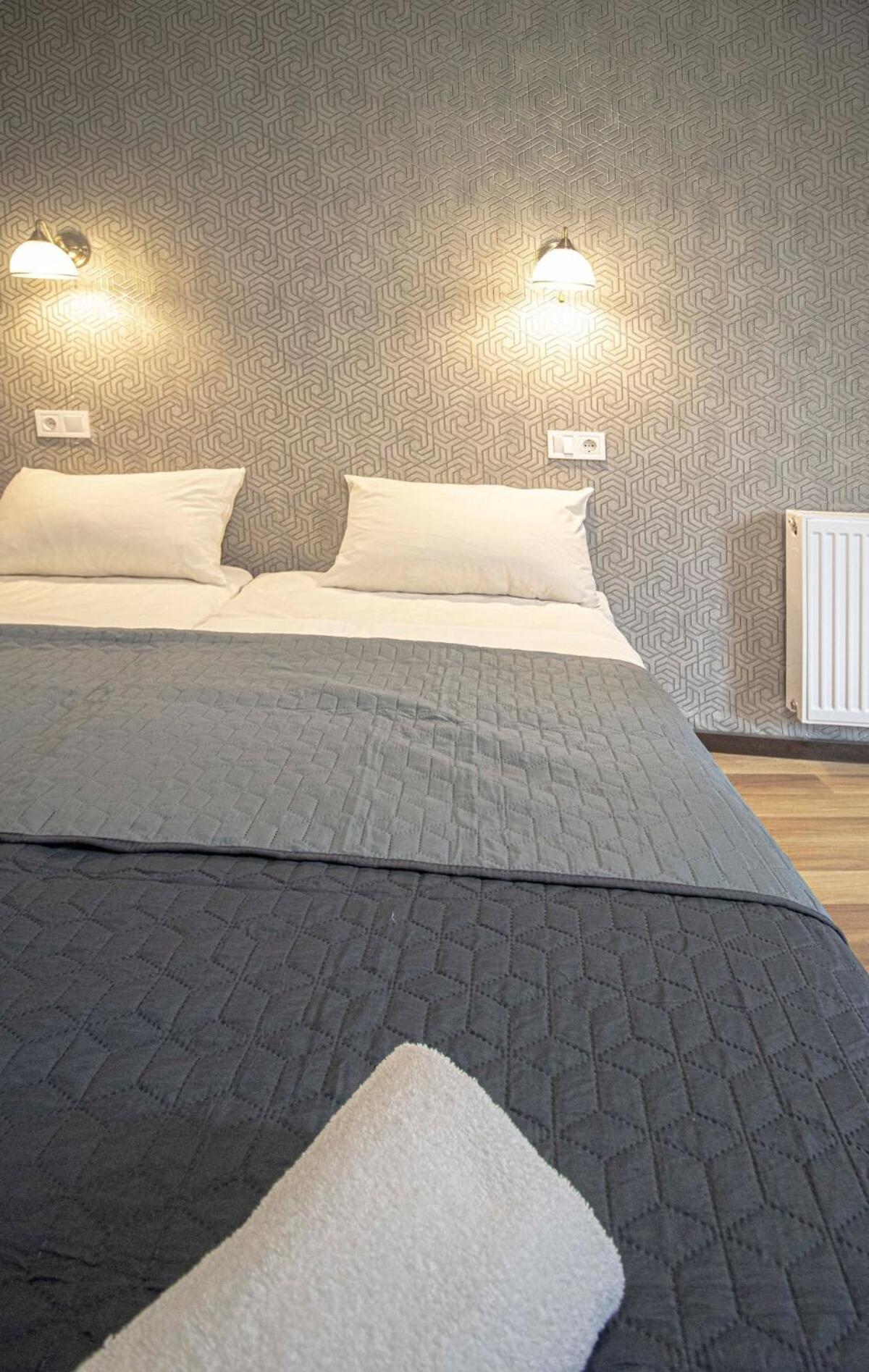 Peaceful Studio Apt in Tbilisi view 3