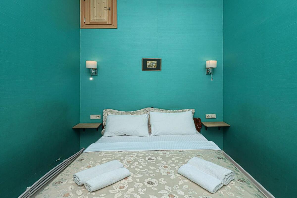 Cozy 1BR Apartment Near Fabrica view 2