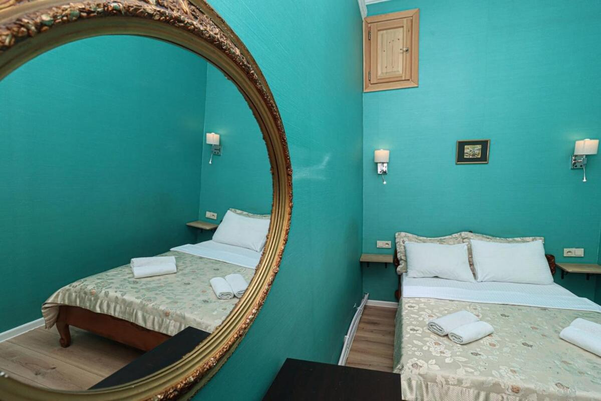 Cozy 1BR Apartment Near Fabrica view 4