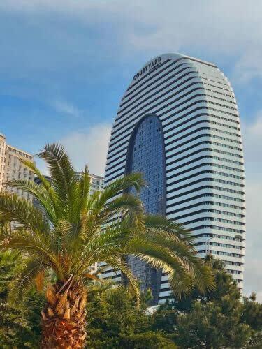 Alliance Palace Marriot floor 35 by Wehost