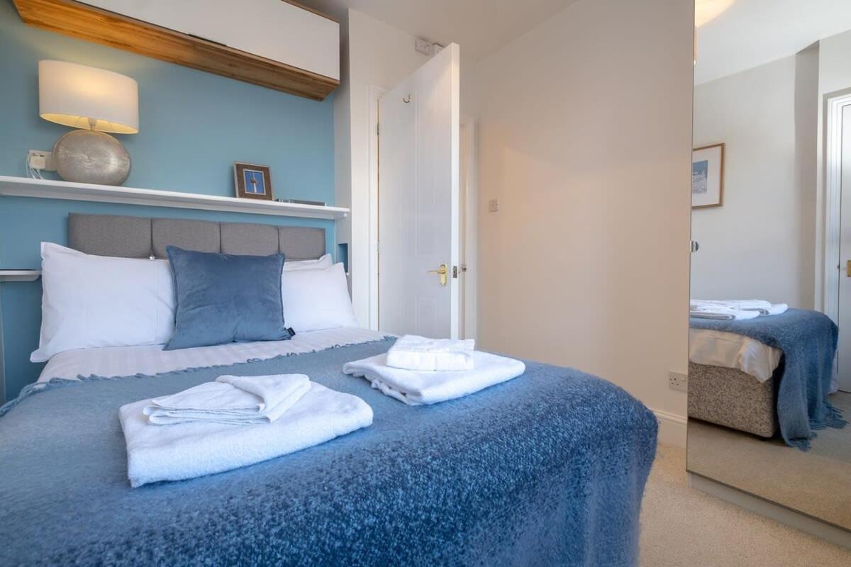 Host & Stay - Regency Square Apartment view 3