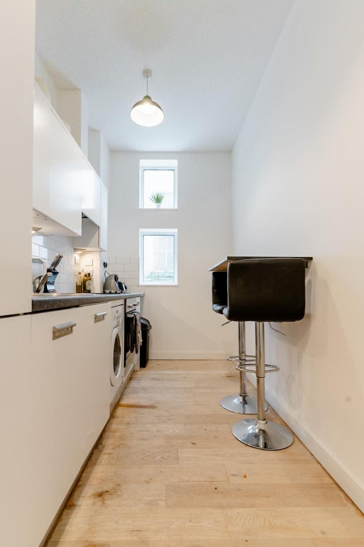 Central One Bedroom flat in Corn Street