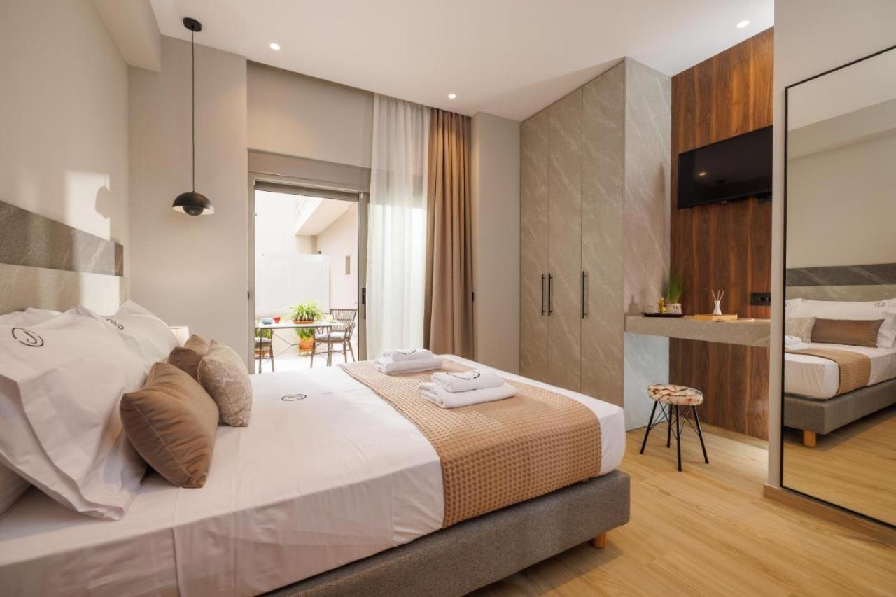 Jolly Suites