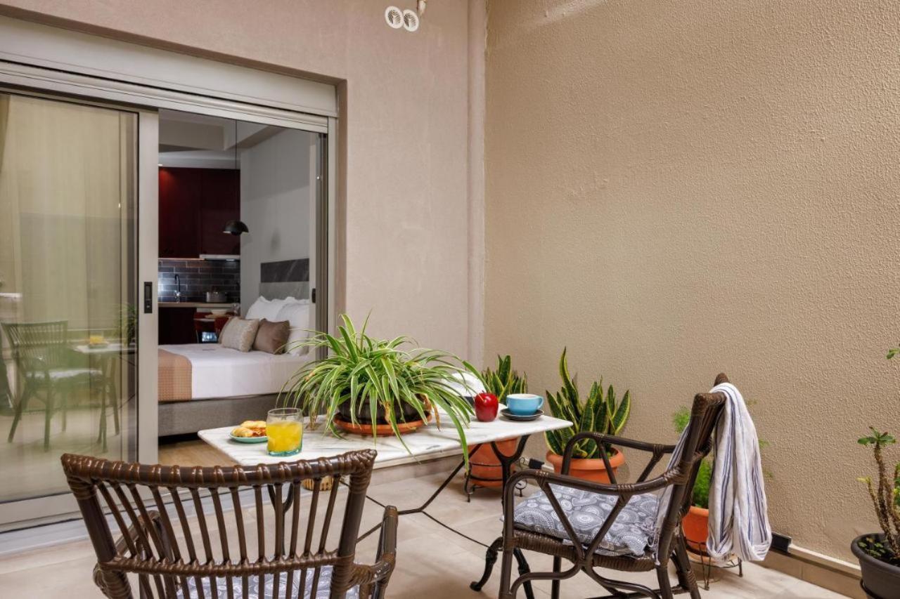Jolly Suites
