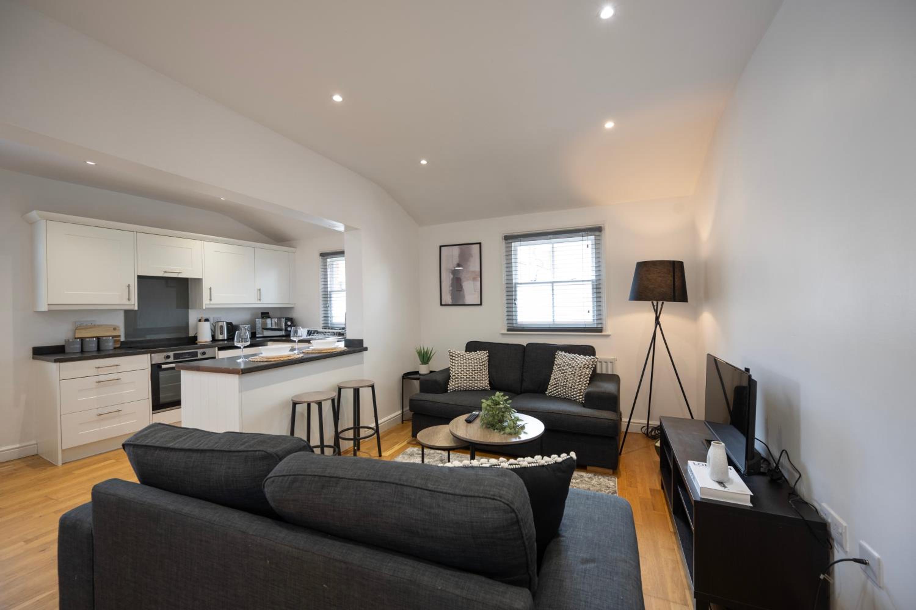 3-Bedroom Charming Central House