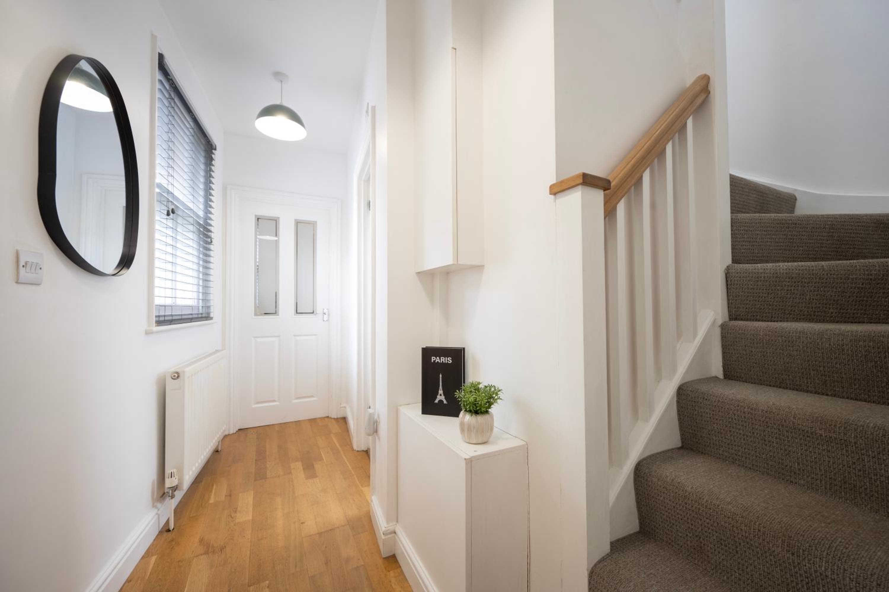 3-Bedroom Charming Central House