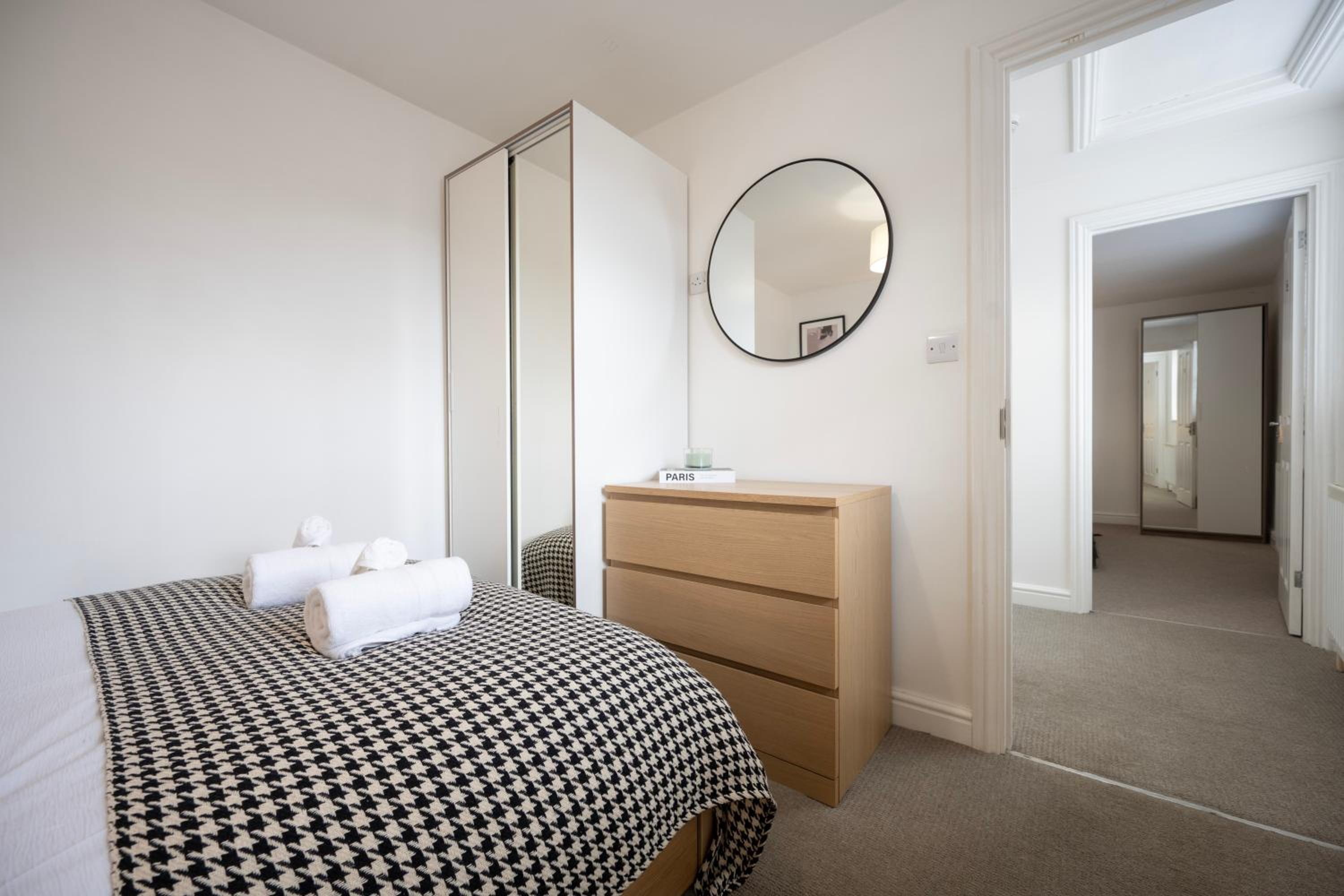 3-Bedroom Charming Central House