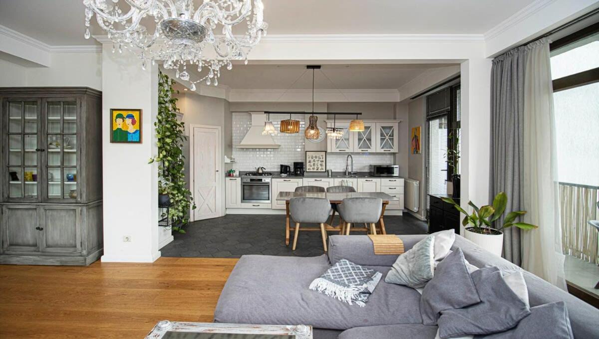 Superior 2BR Apartment In Vake - By Wehost view 5