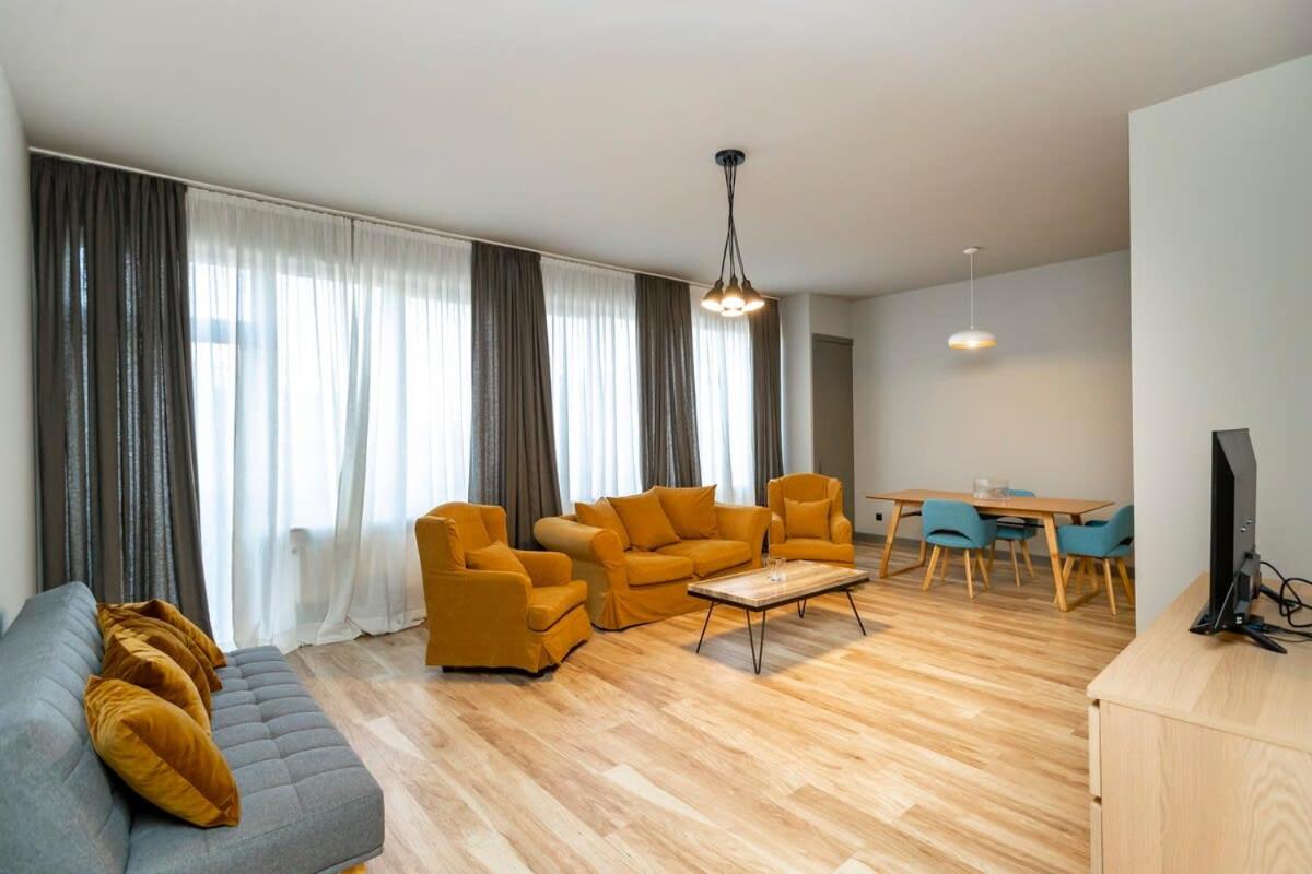 Comfortable 1BR Apartment in Central Vake - by Wehost view 3