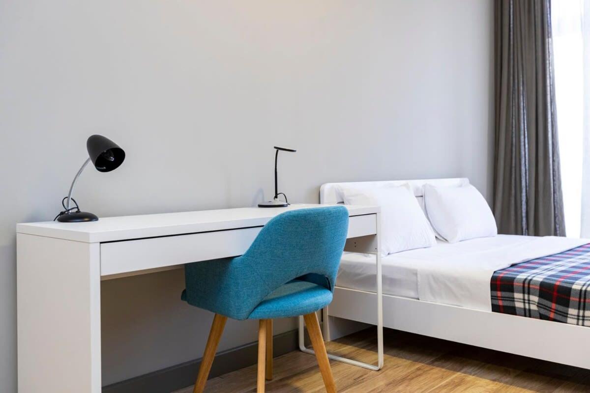 Comfortable 1BR Apartment in Central Vake - by Wehost view 4