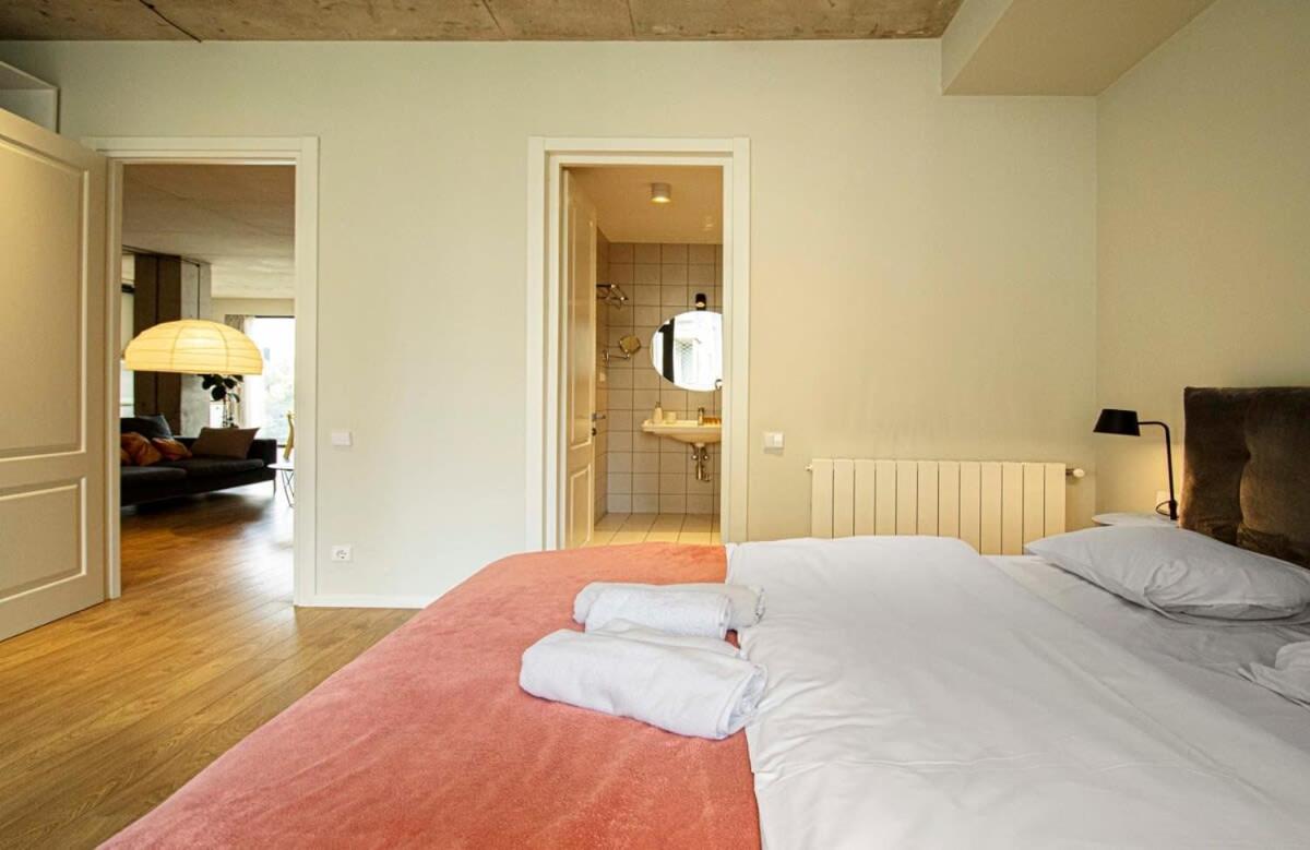 2BR luxury apartment with 2 Balconies in historic Tbilisi view 2