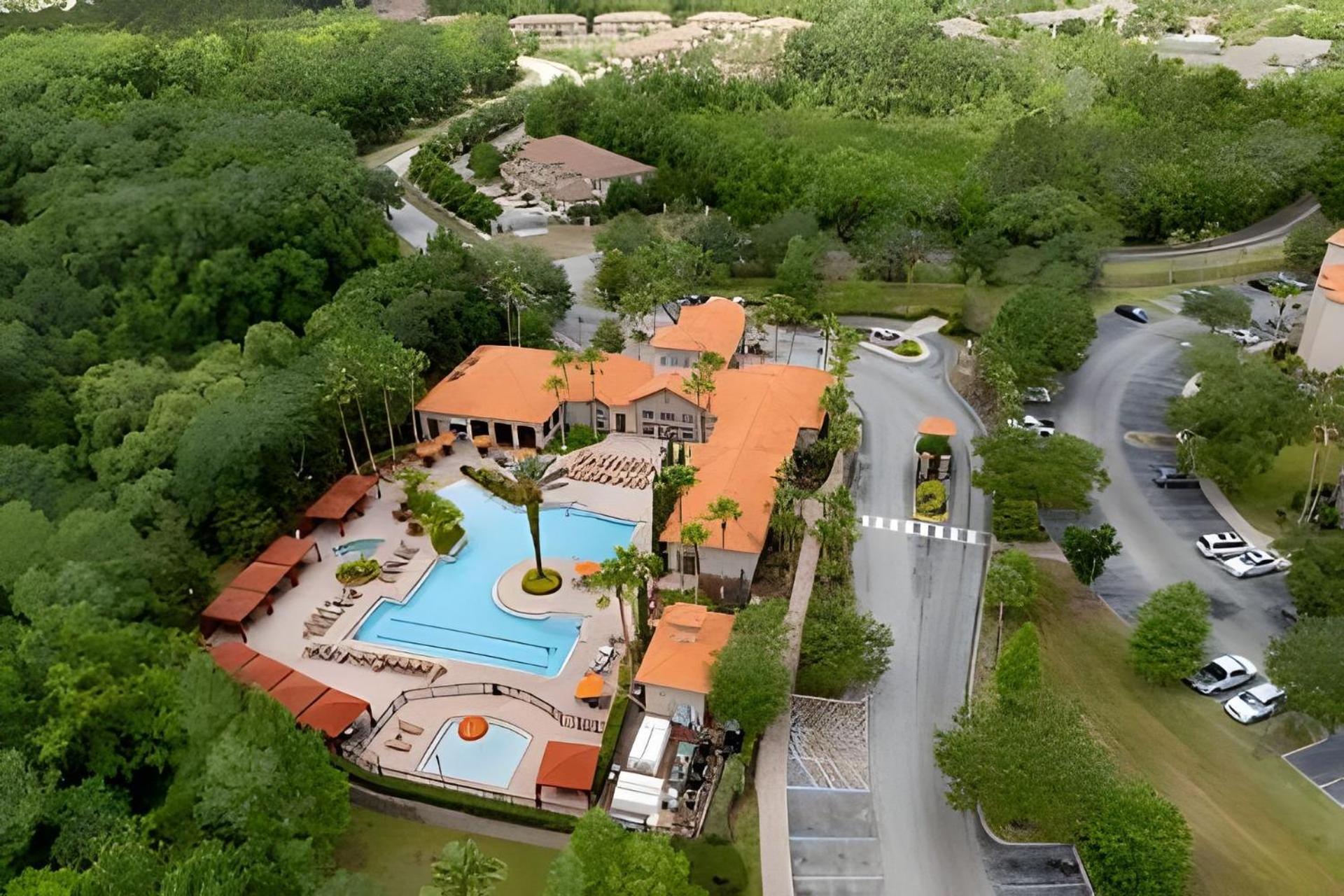 Tuscana Resort near Disney view 5