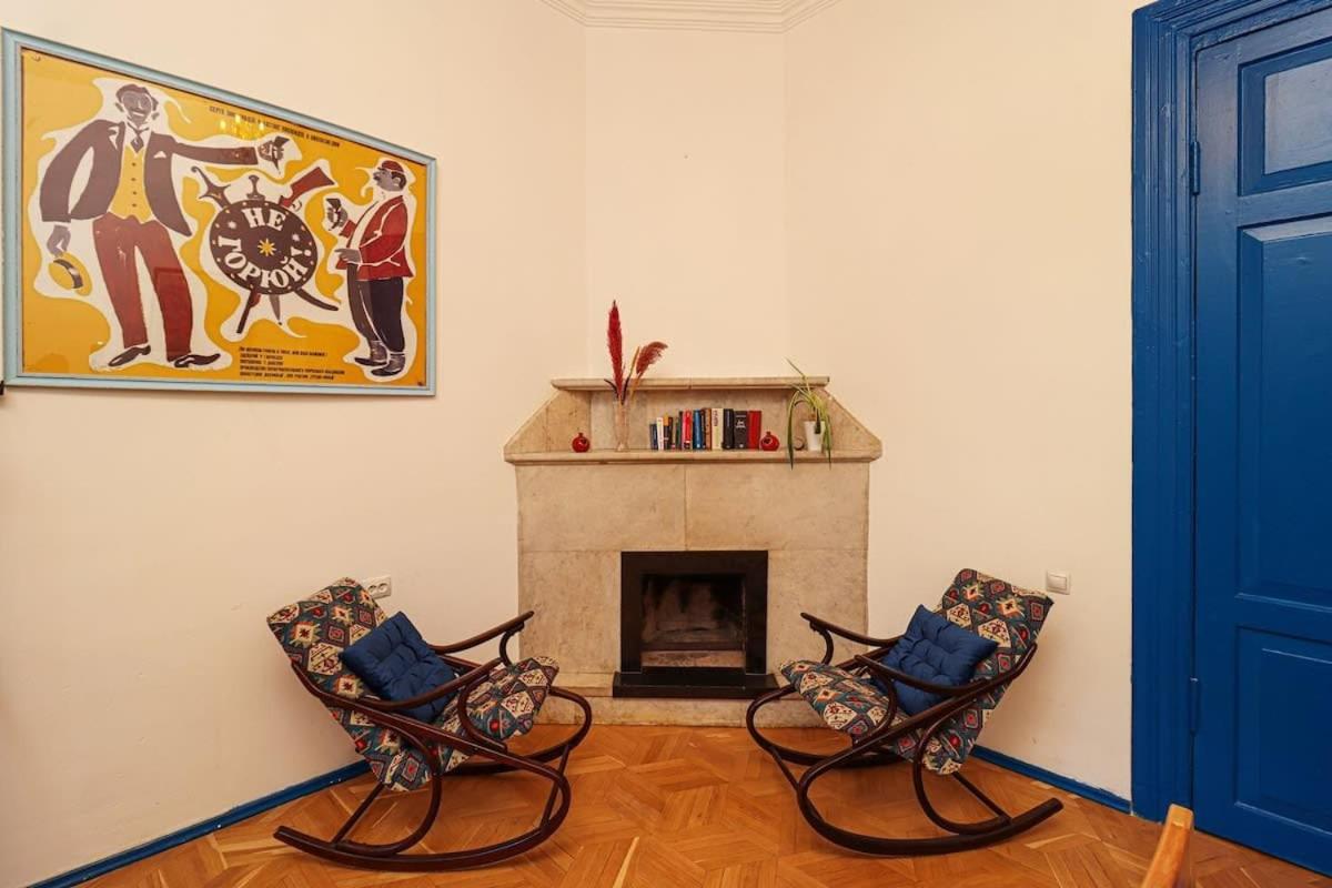 Modern Studio in Sololaki - By Wehost view 5
