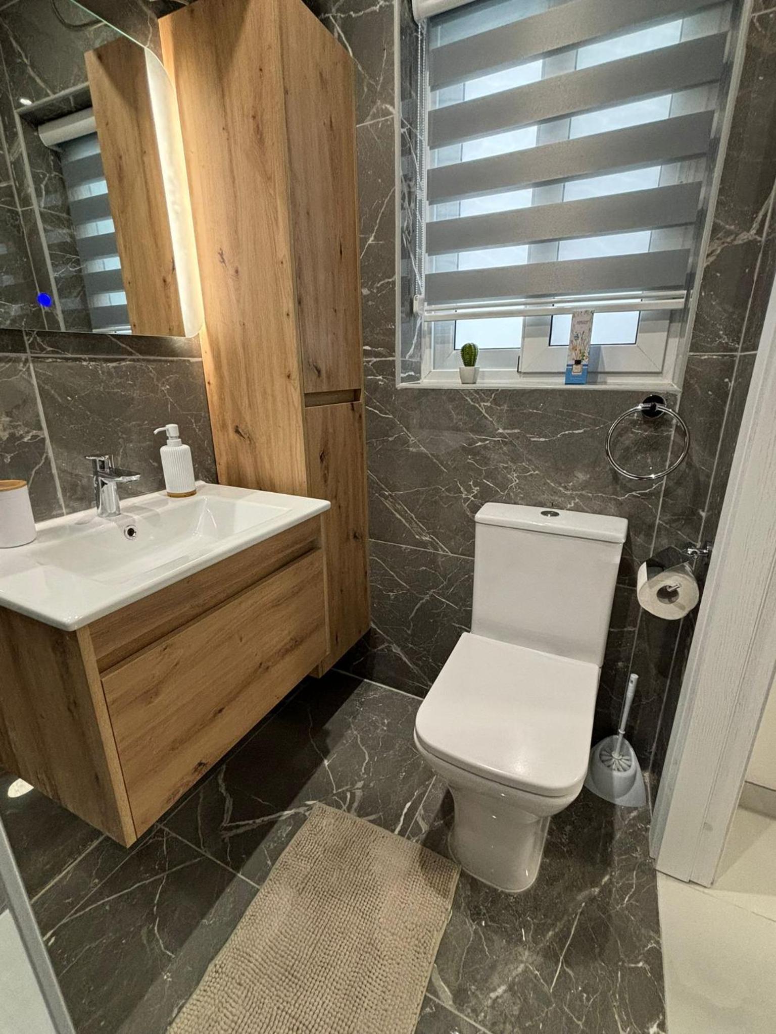 Luxury 3BR Apartment in Sliema Steps from Balluta Bay view 5