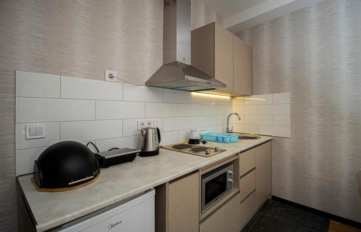 Stylish Apt In Old Tbilisi