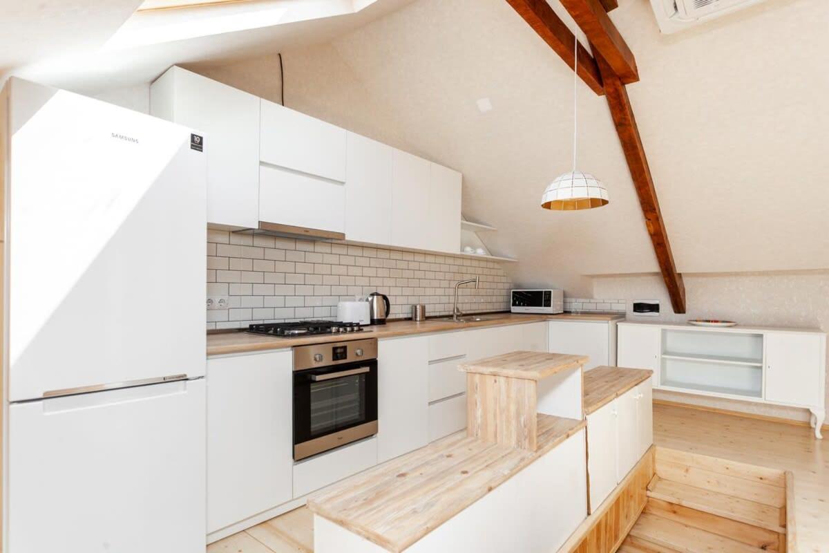 Cozy One Bedroom Apartment In The Heart of Tbilisi view 5