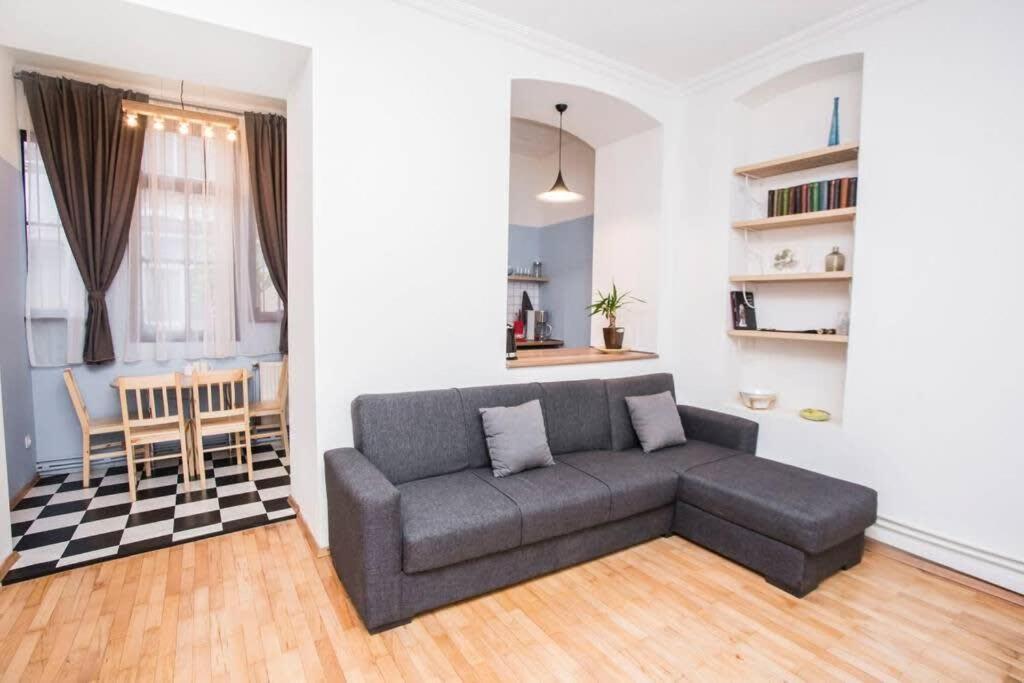 Opera House 2BR Apt with Tbilisi Charm - By Wehost view 2