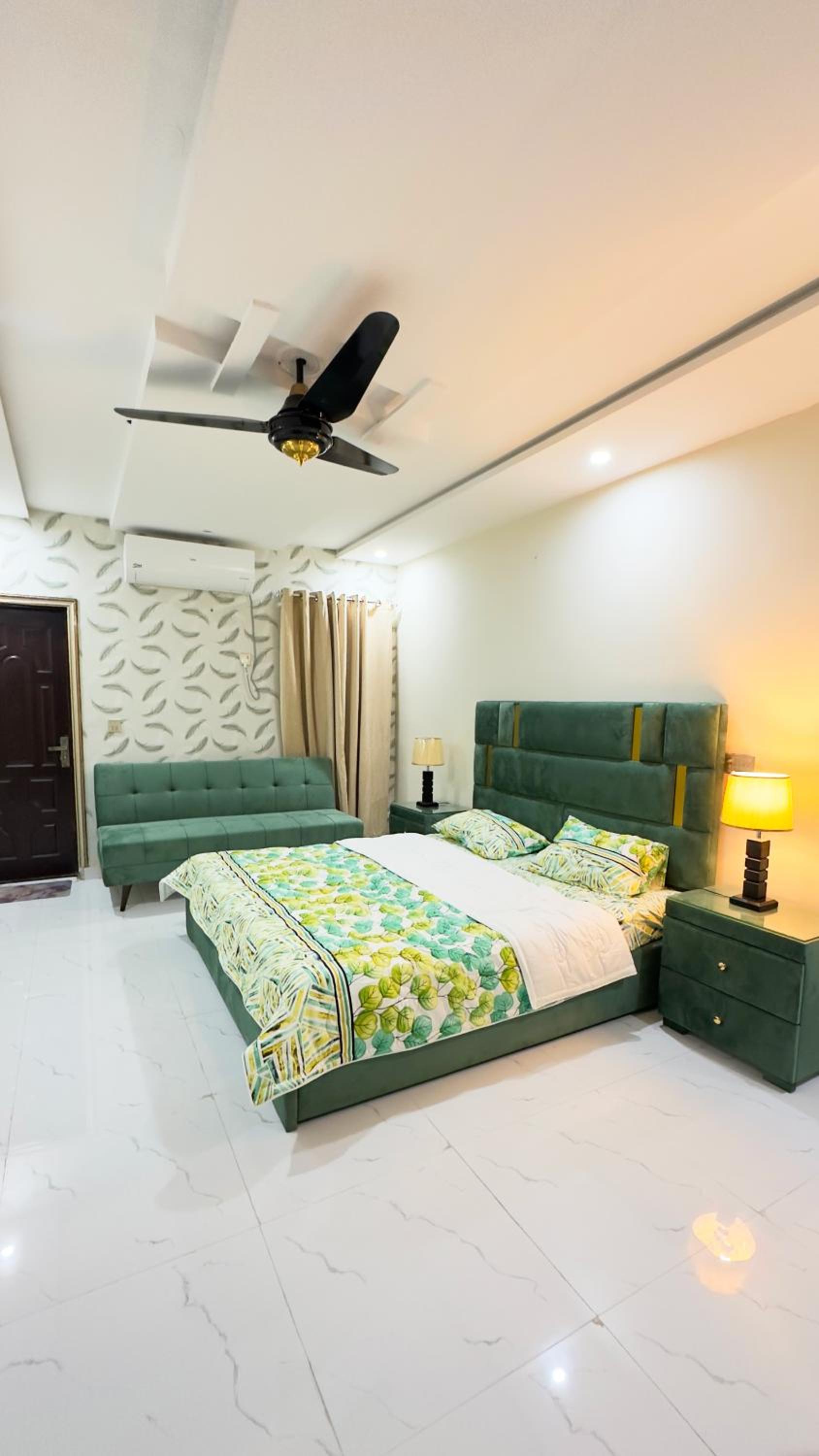 2 Bedroom Apartment on Davis Road view 4