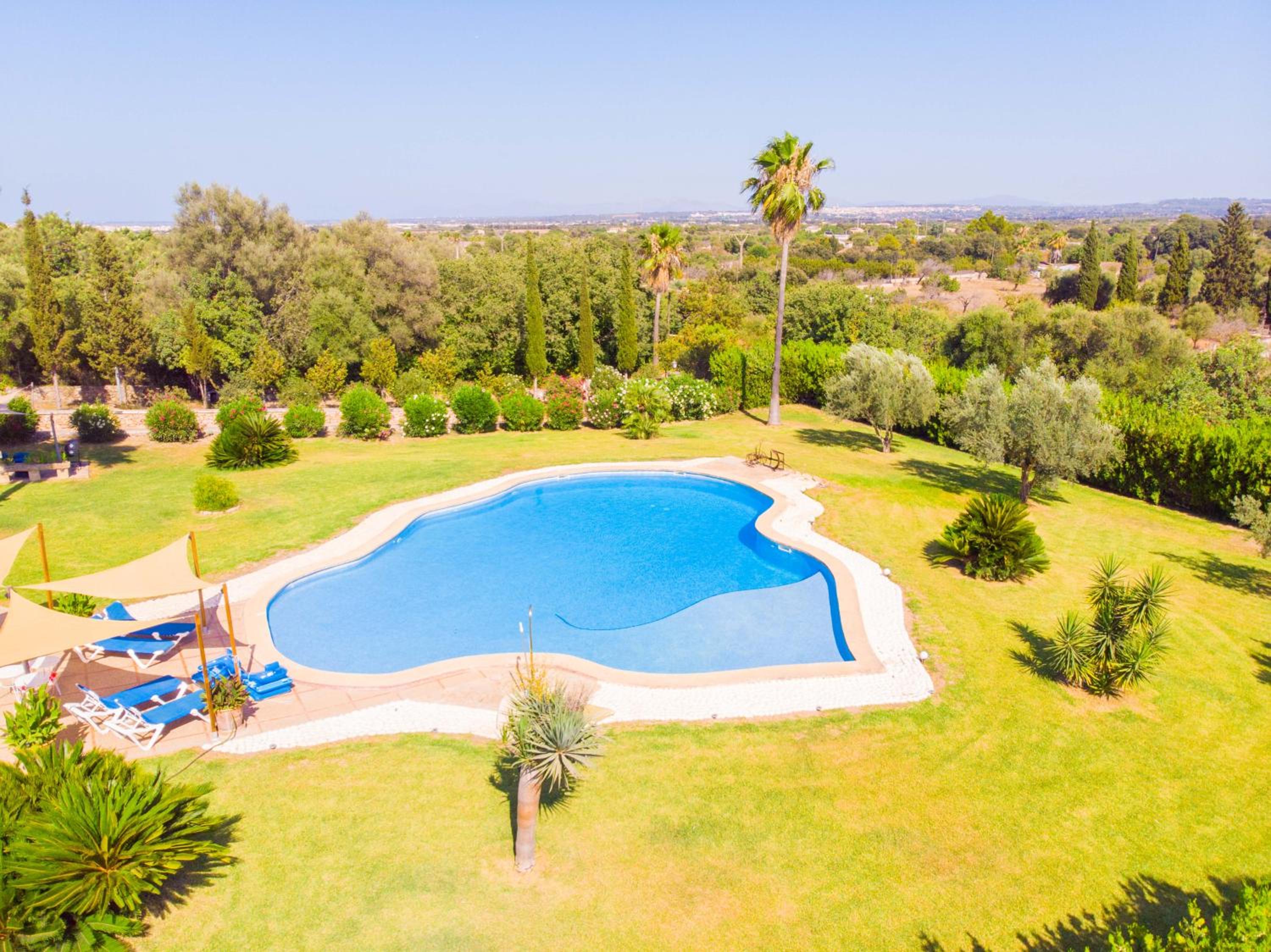 Magnífica villa con una piscina espectacular