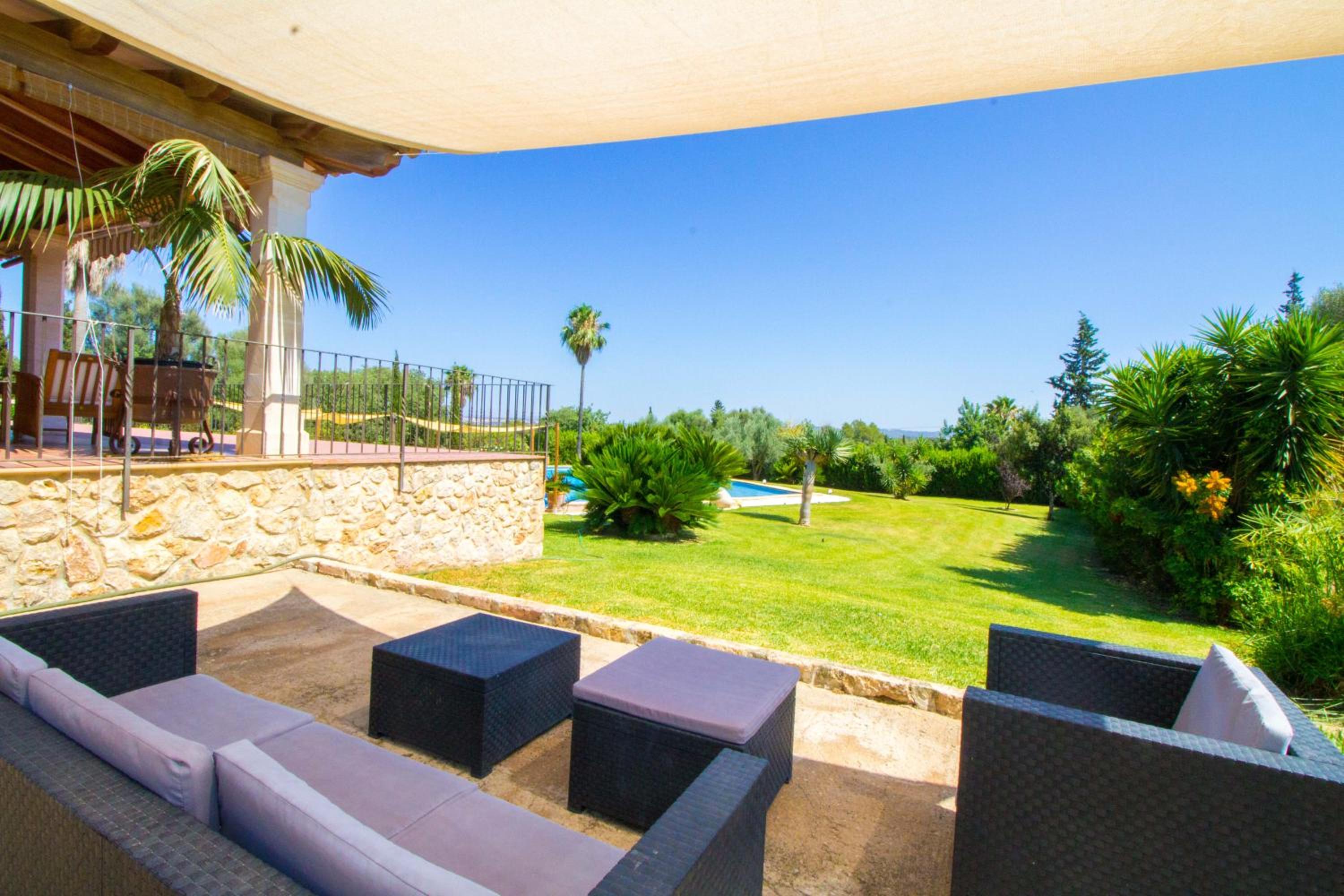 Magnífica villa con una piscina espectacular
